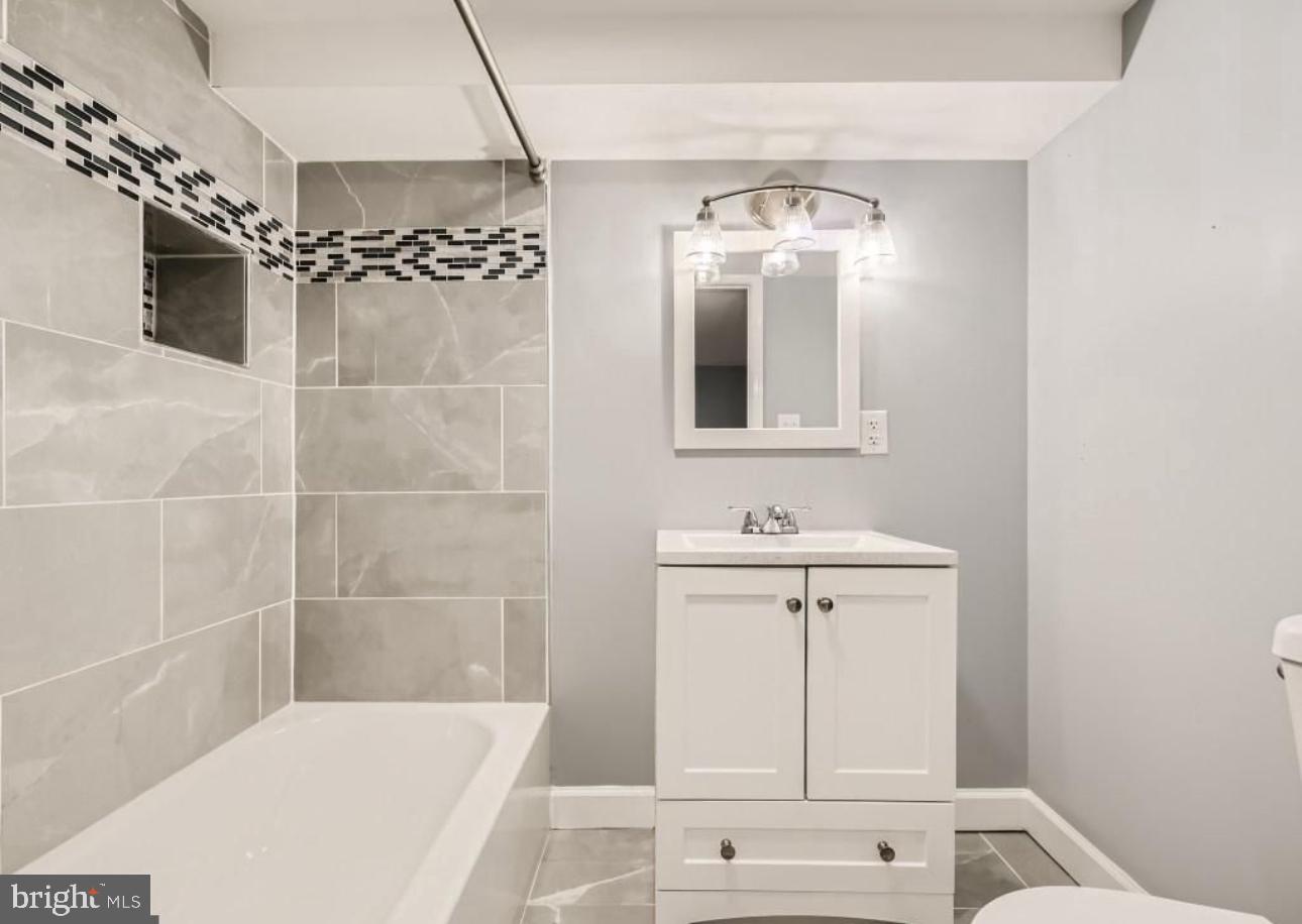 BROOKLYN - Residential