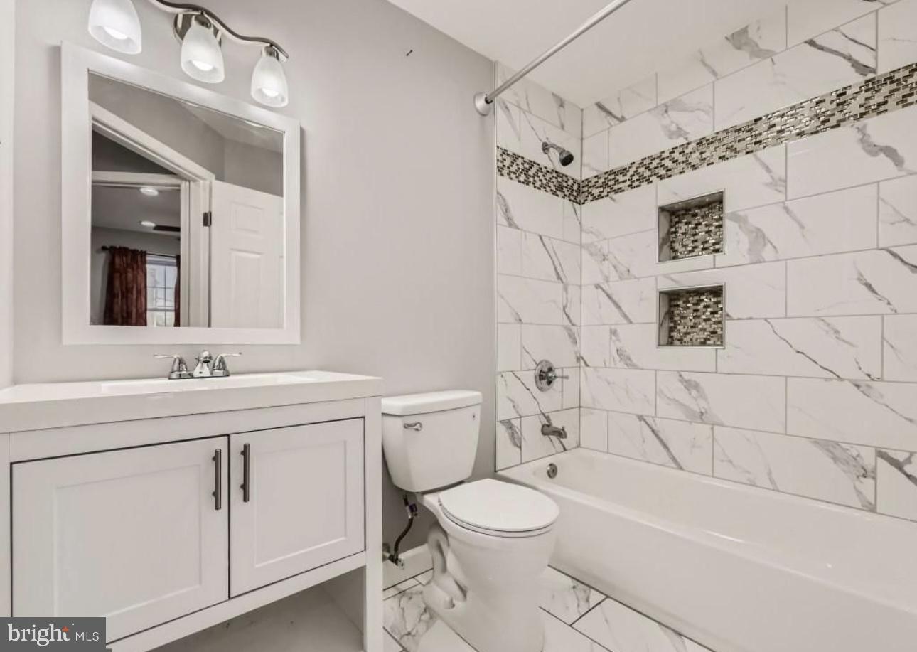 BROOKLYN - Residential