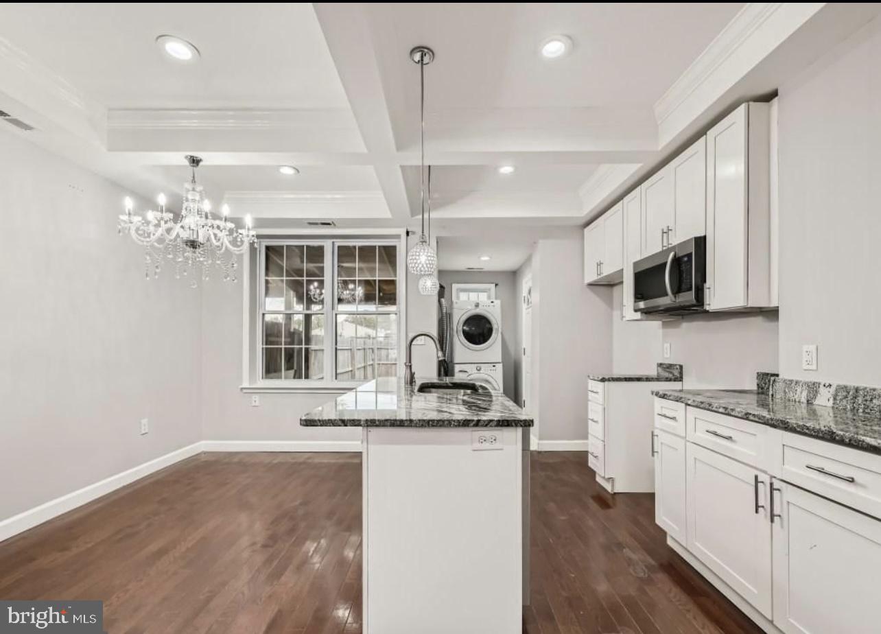 BROOKLYN - Residential