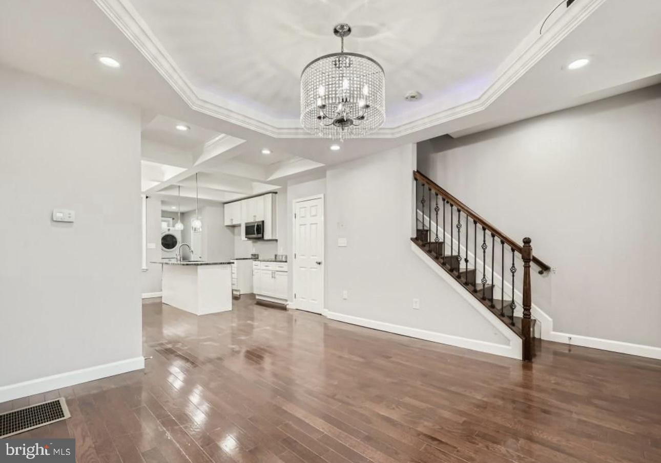 BROOKLYN - Residential