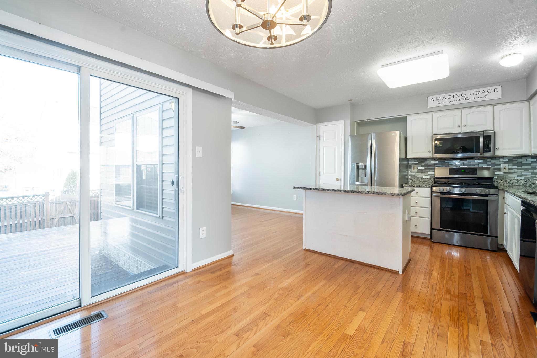 EATON SQUARE - Residential Lease