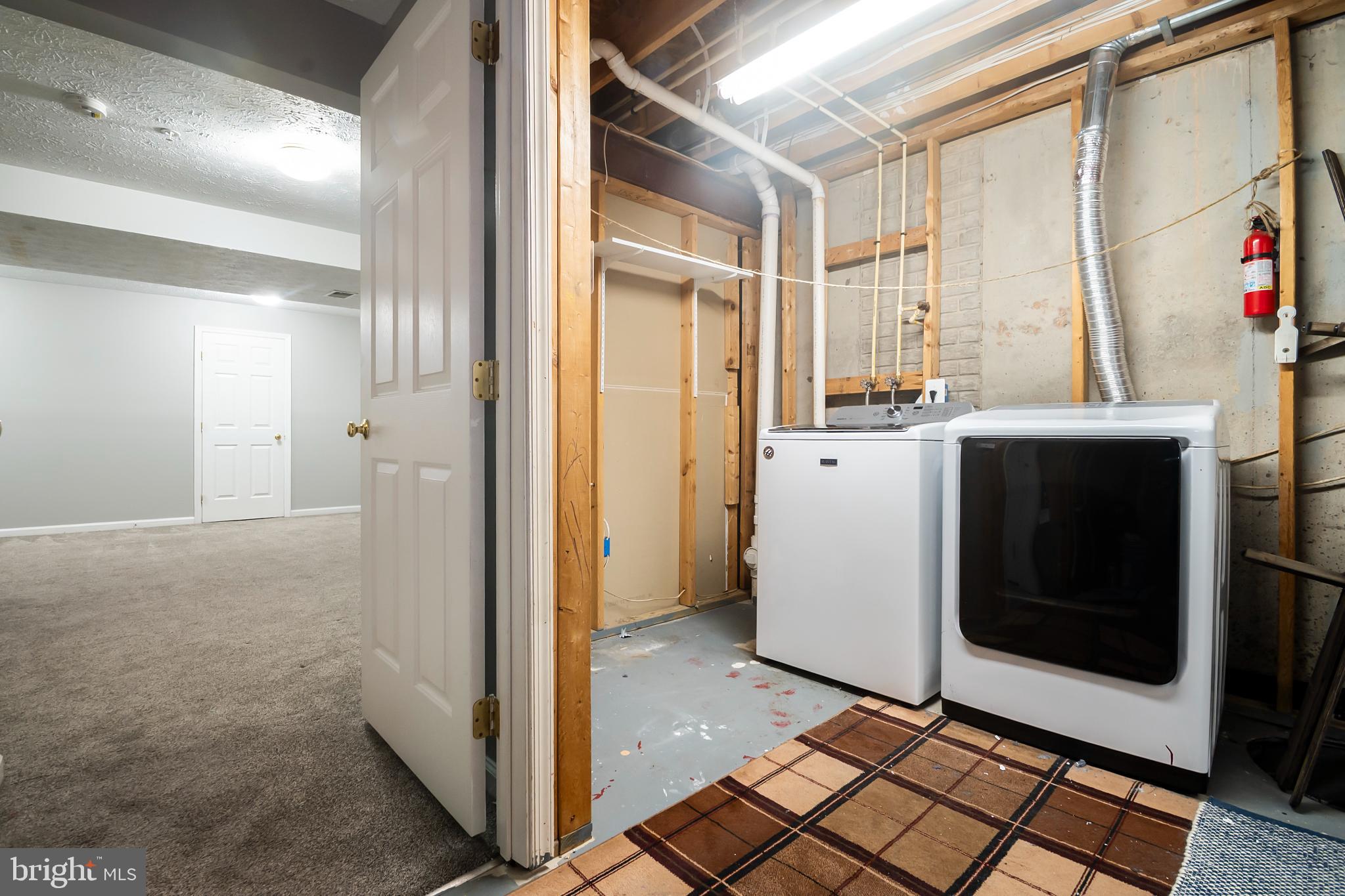 EATON SQUARE - Residential Lease