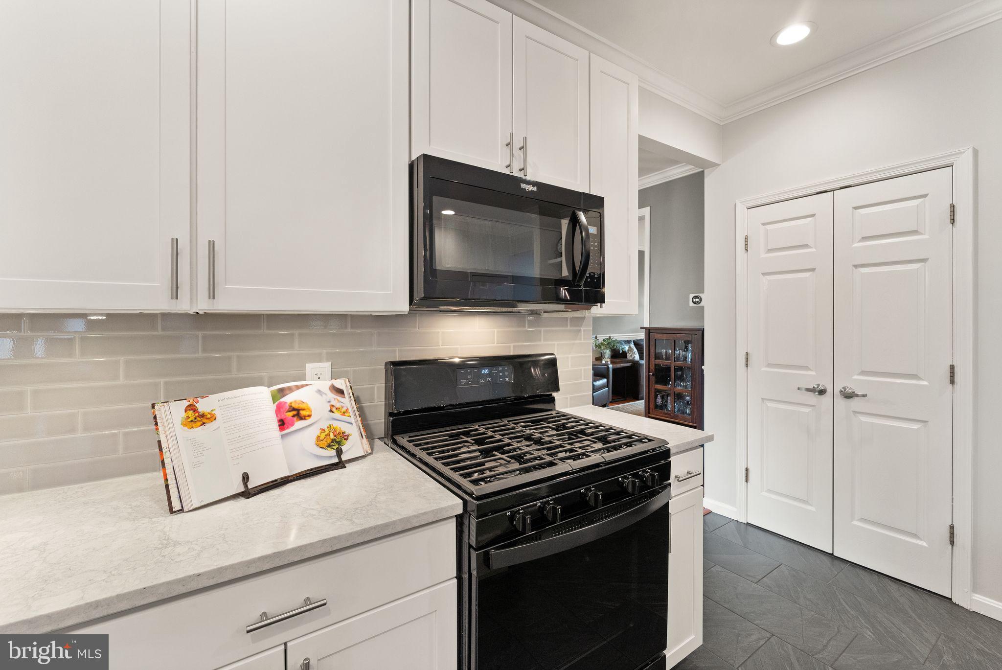 OLD WATERFORD KNOLL - Residential