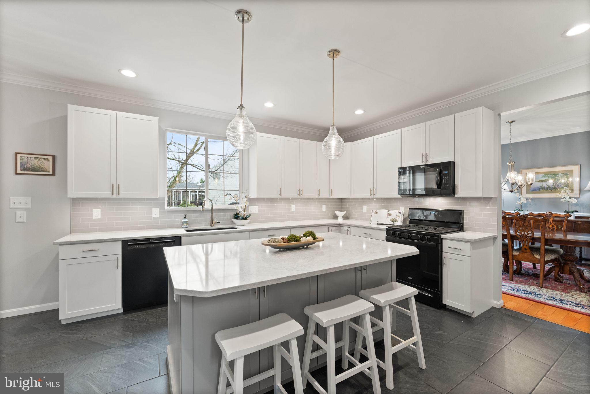 OLD WATERFORD KNOLL - Residential