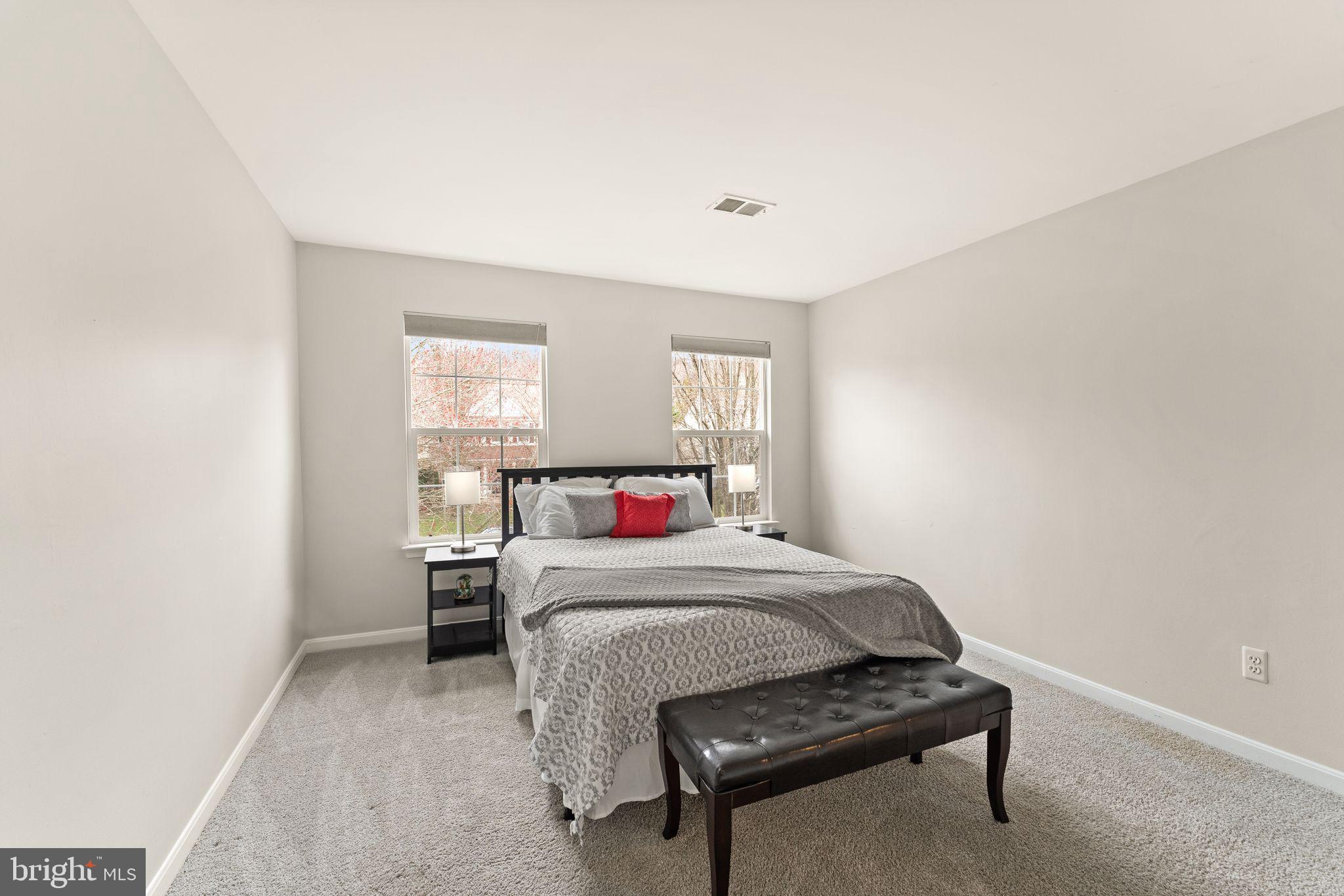 OLD WATERFORD KNOLL - Residential