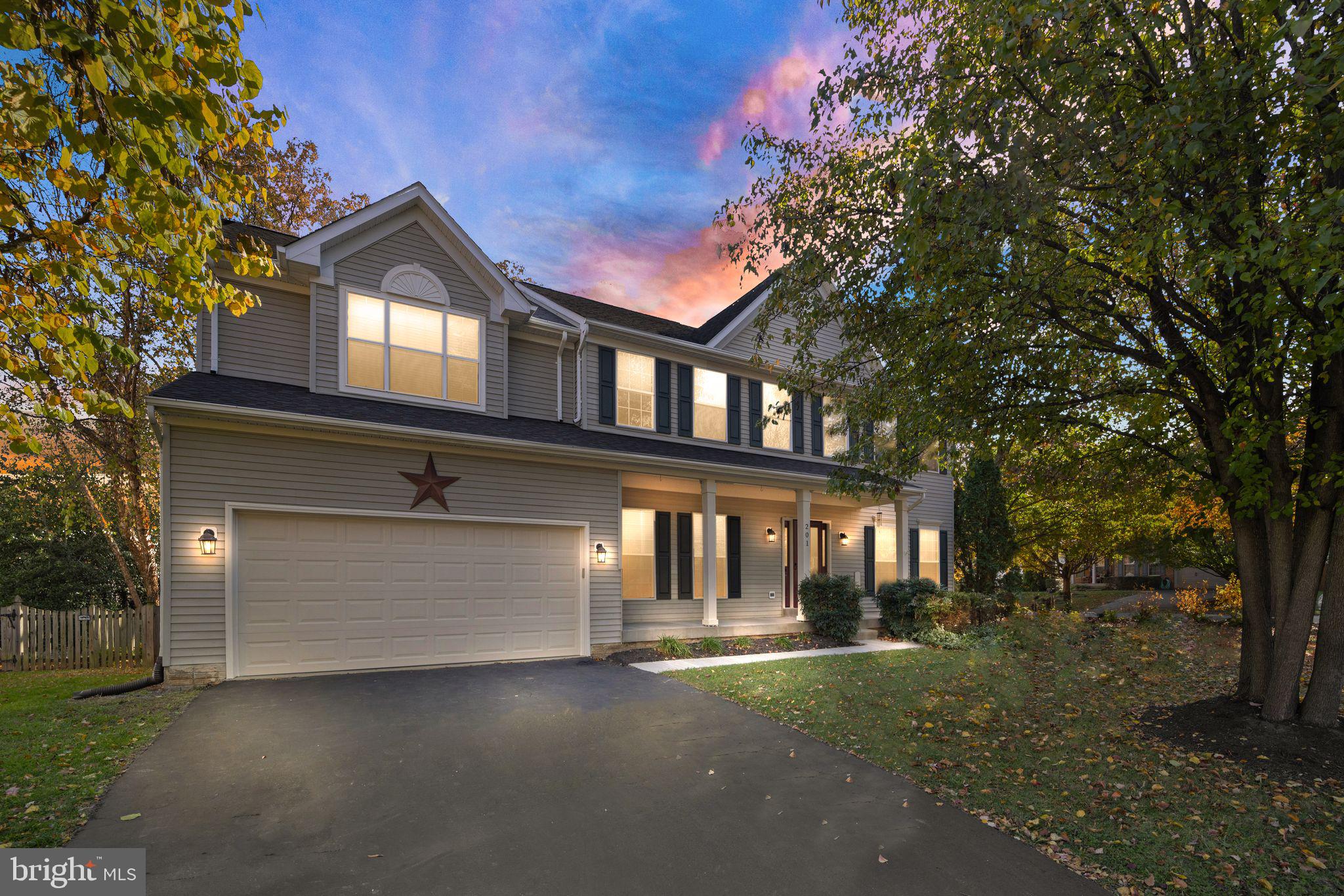 OLD WATERFORD KNOLL - Residential