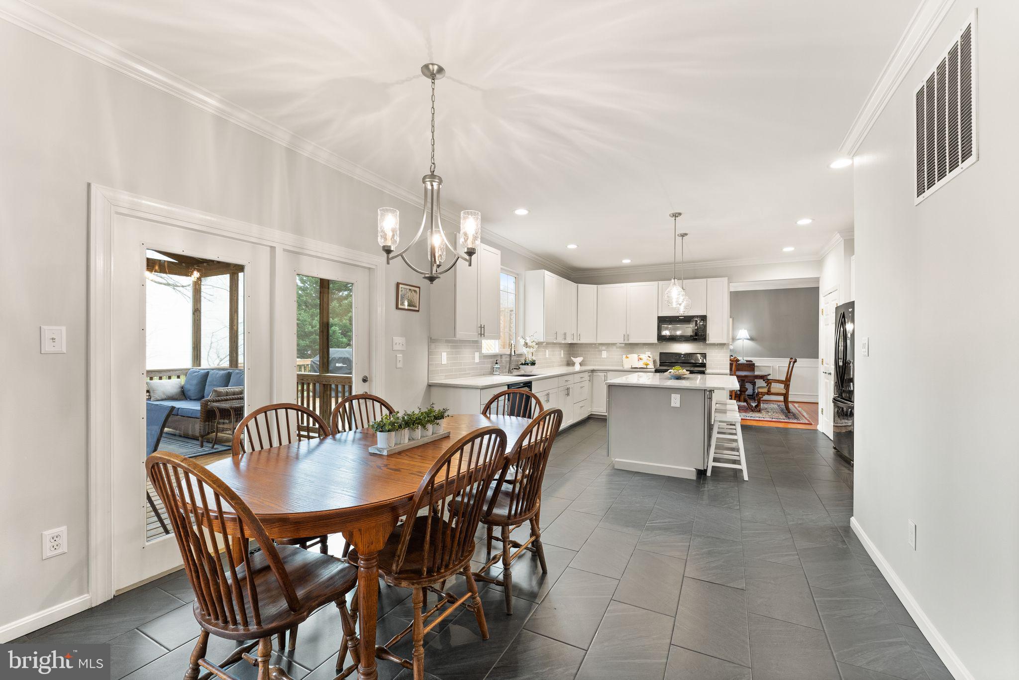 OLD WATERFORD KNOLL - Residential