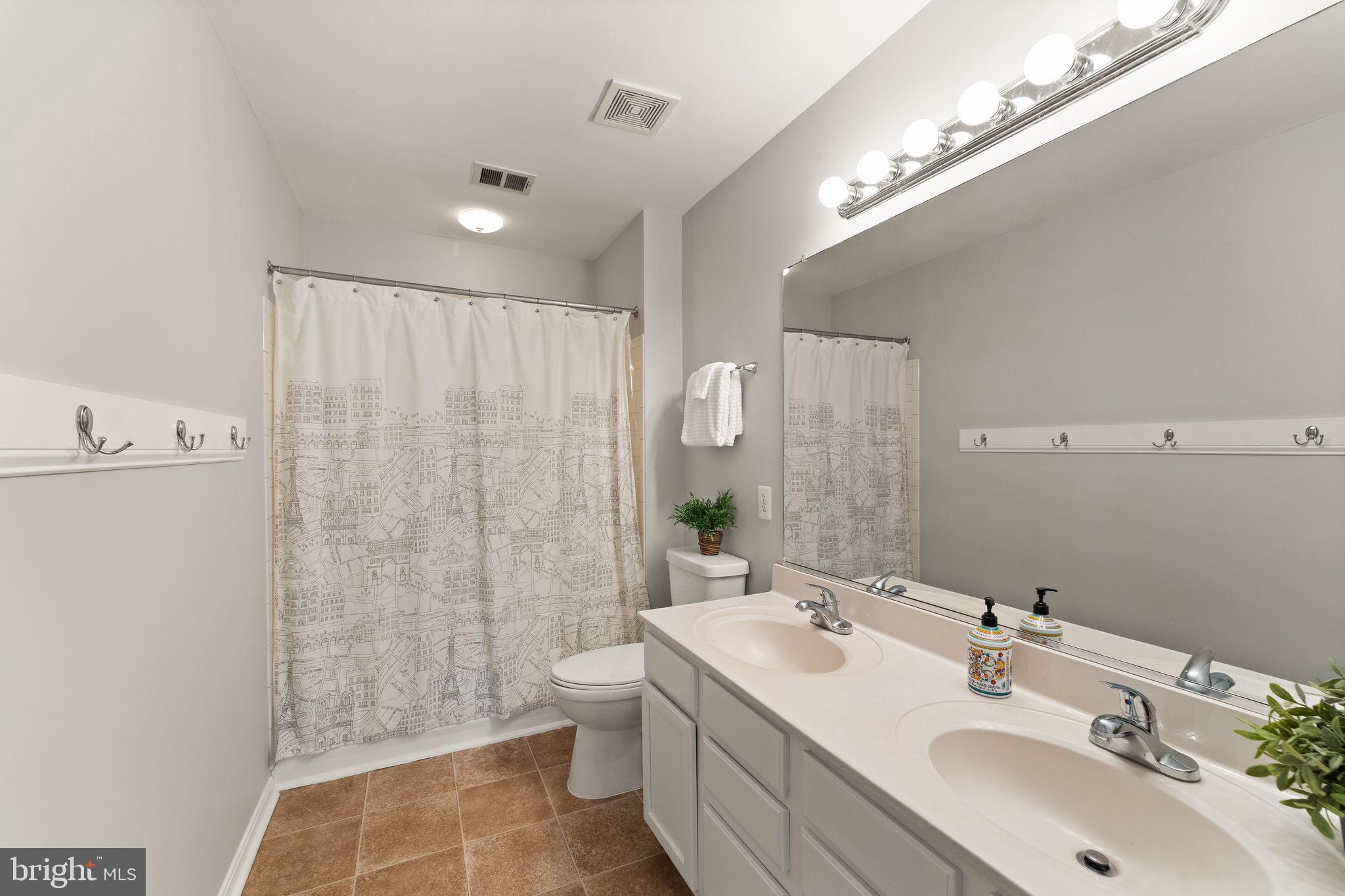 OLD WATERFORD KNOLL - Residential