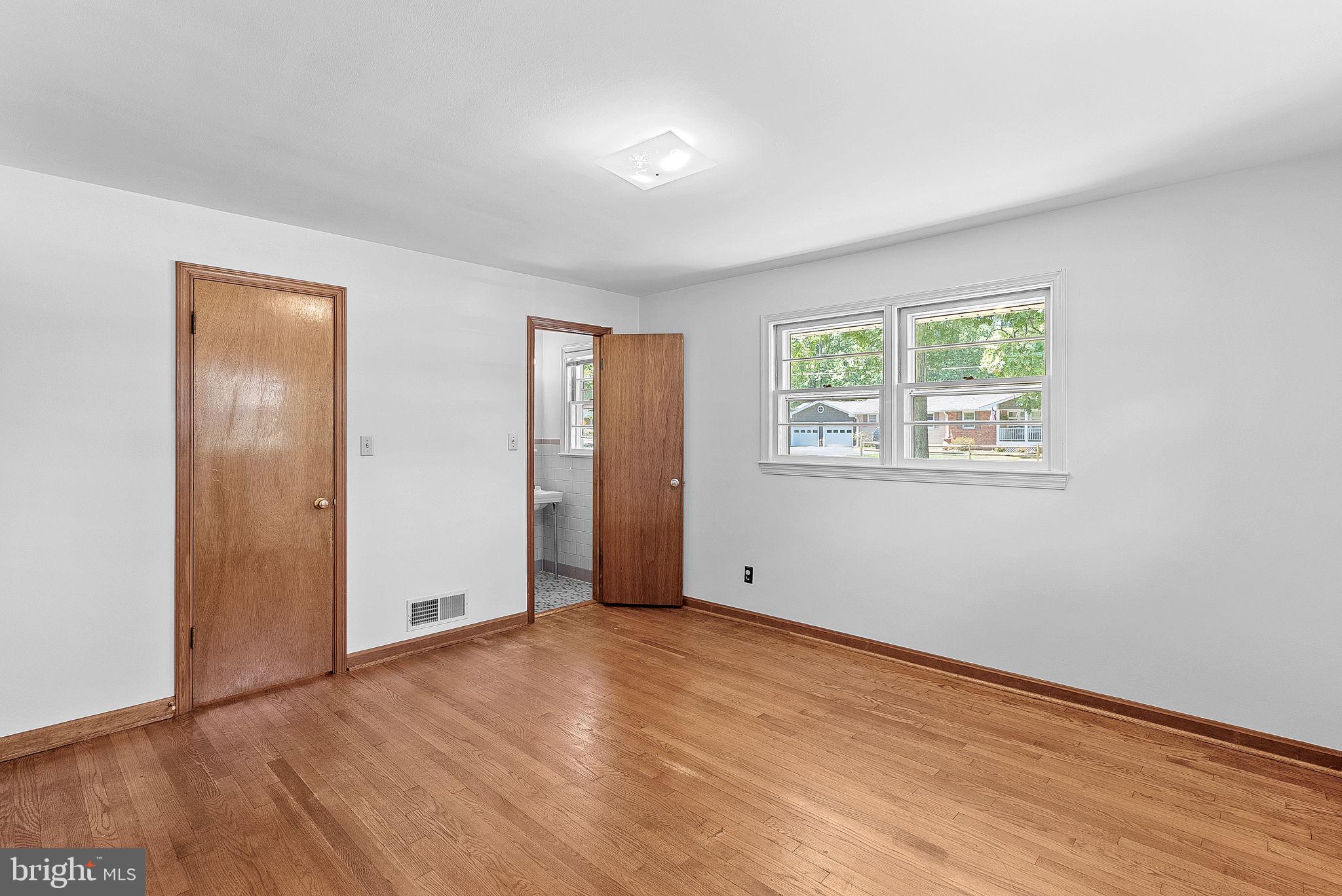 BUSH HILL WOODS - Residential