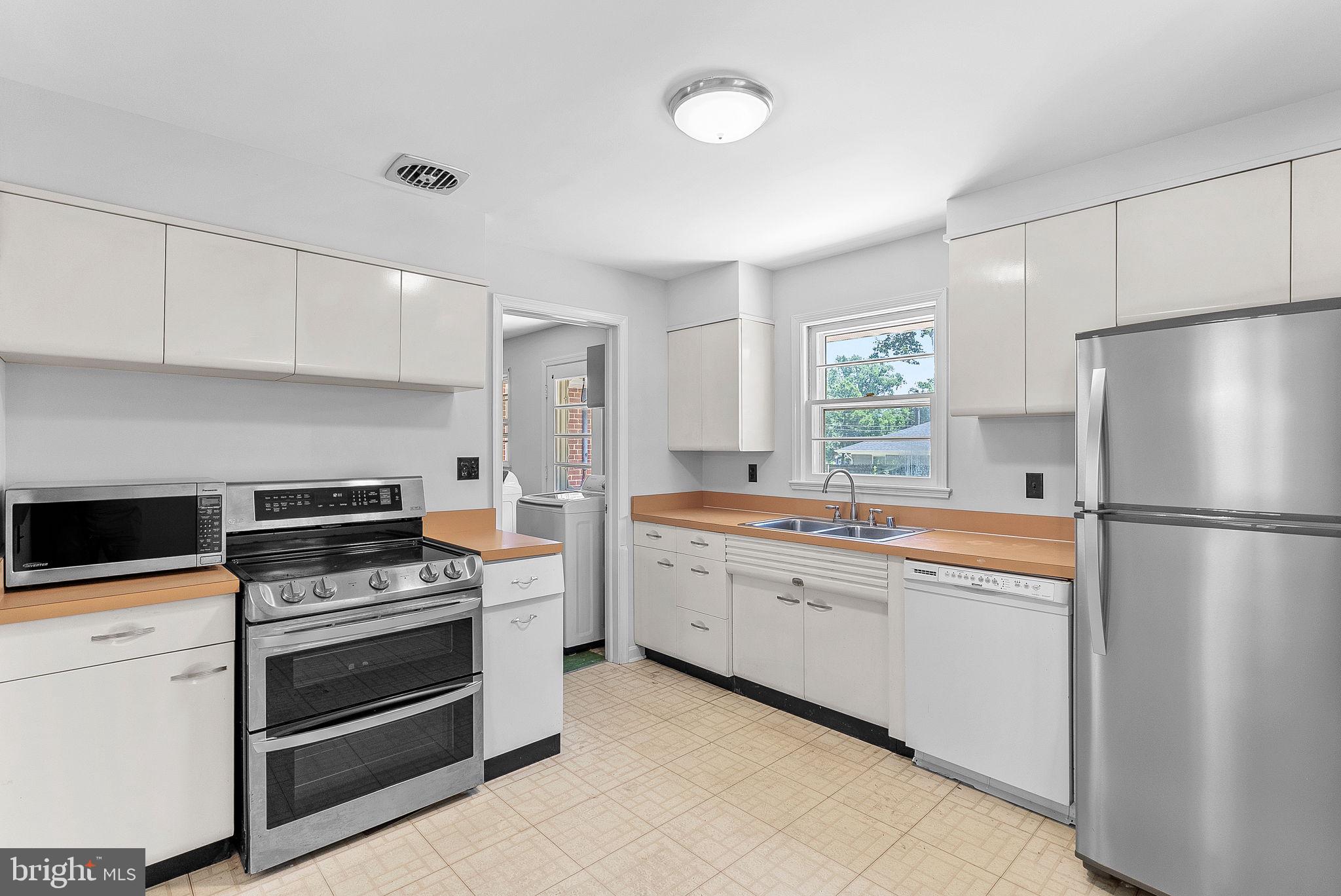 BUSH HILL WOODS - Residential