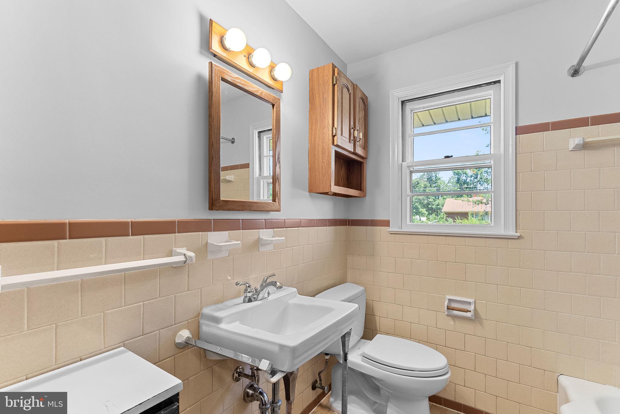 BUSH HILL WOODS - Residential