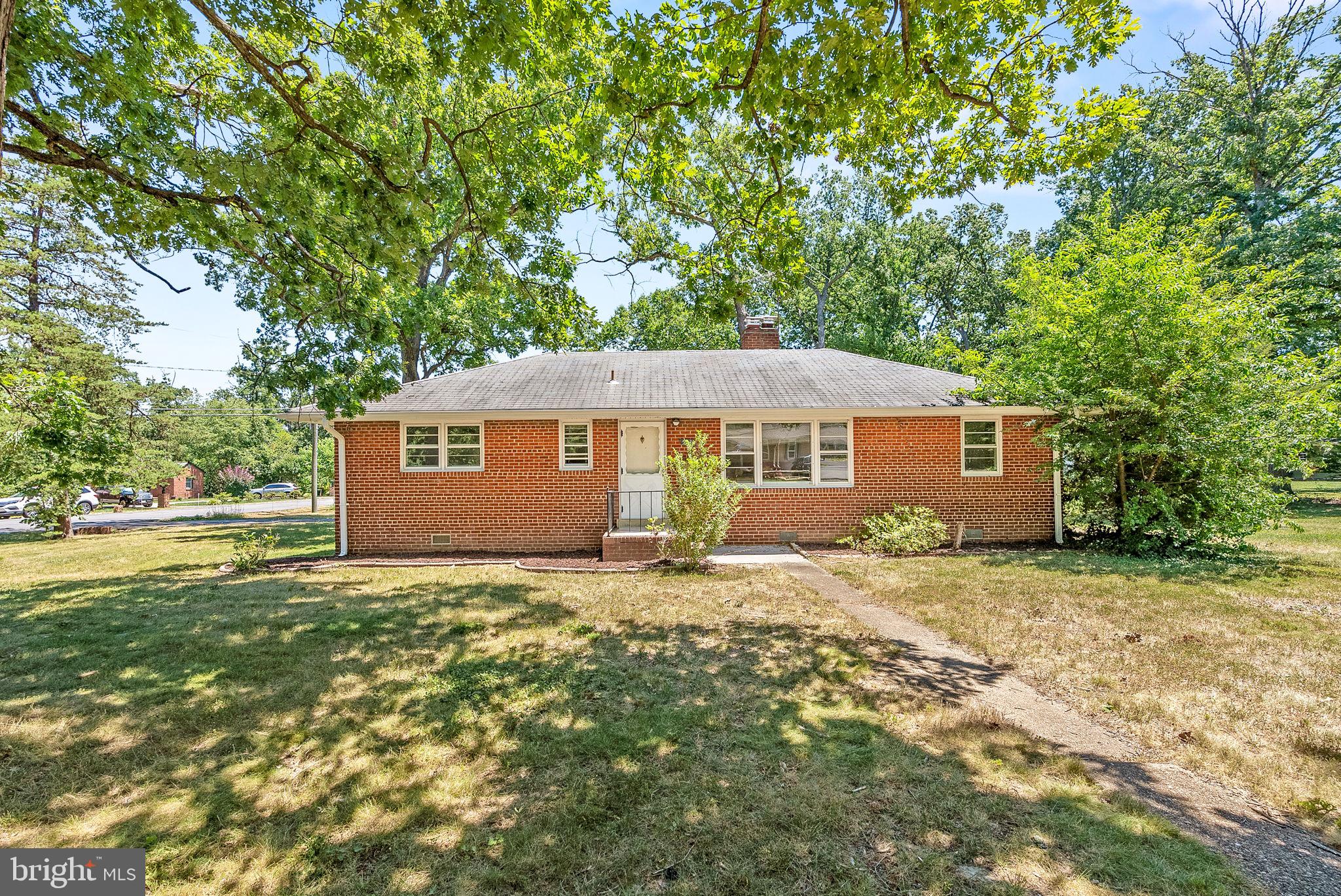 BUSH HILL WOODS - Residential