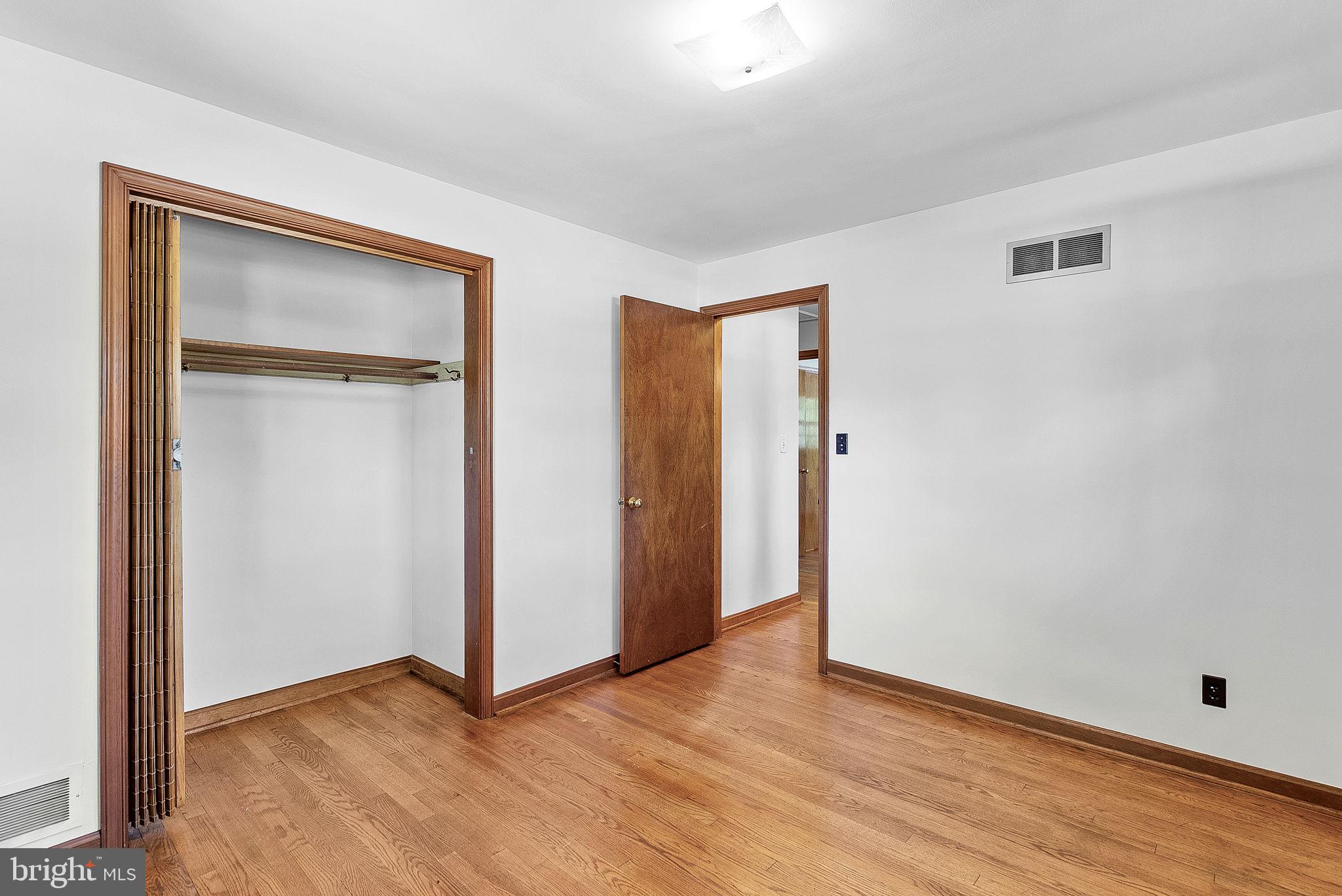 BUSH HILL WOODS - Residential