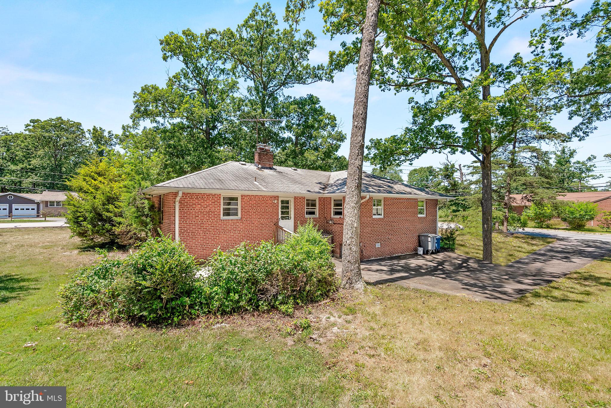 BUSH HILL WOODS - Residential