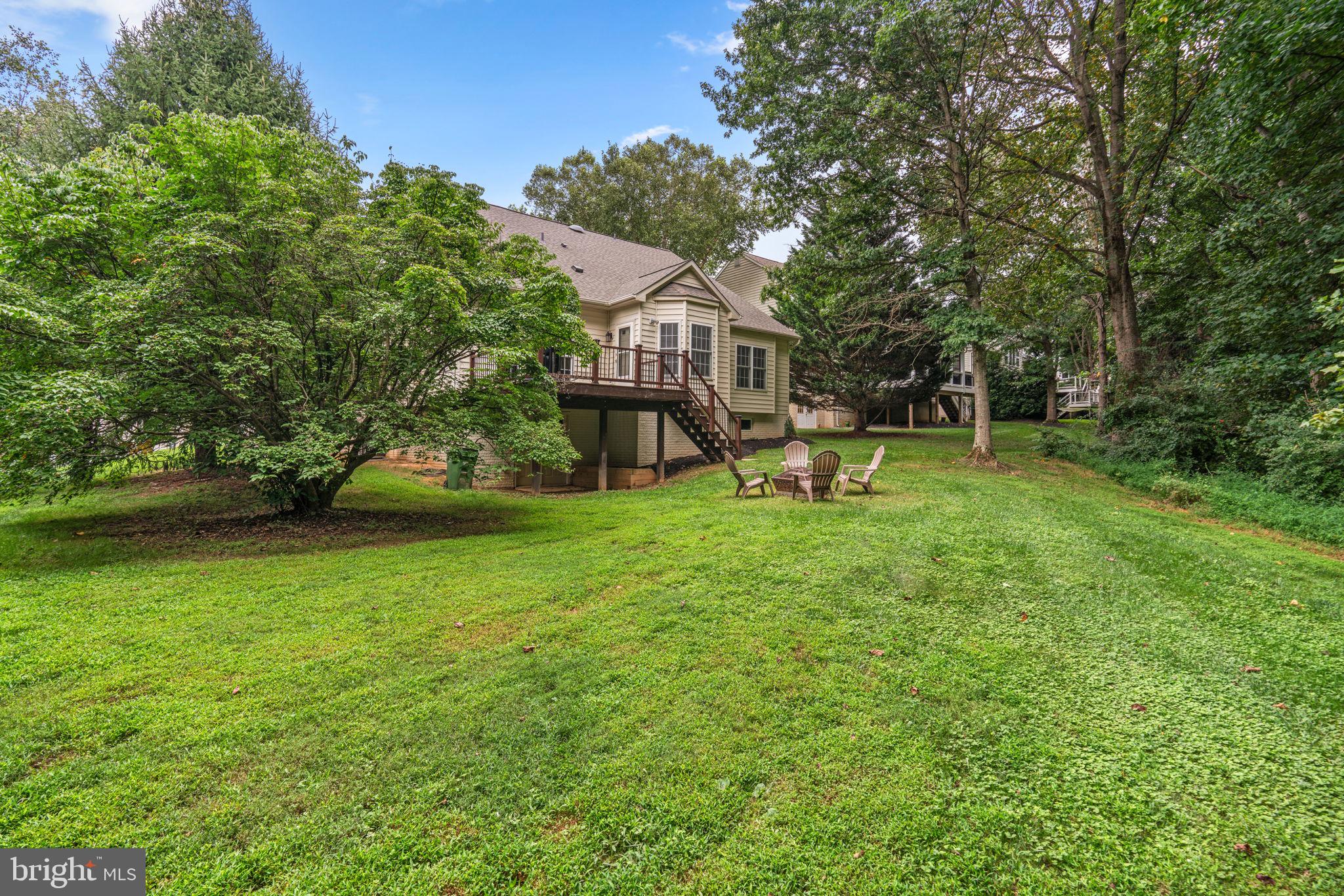 VILLAGE OF RIVER HILL - Residential