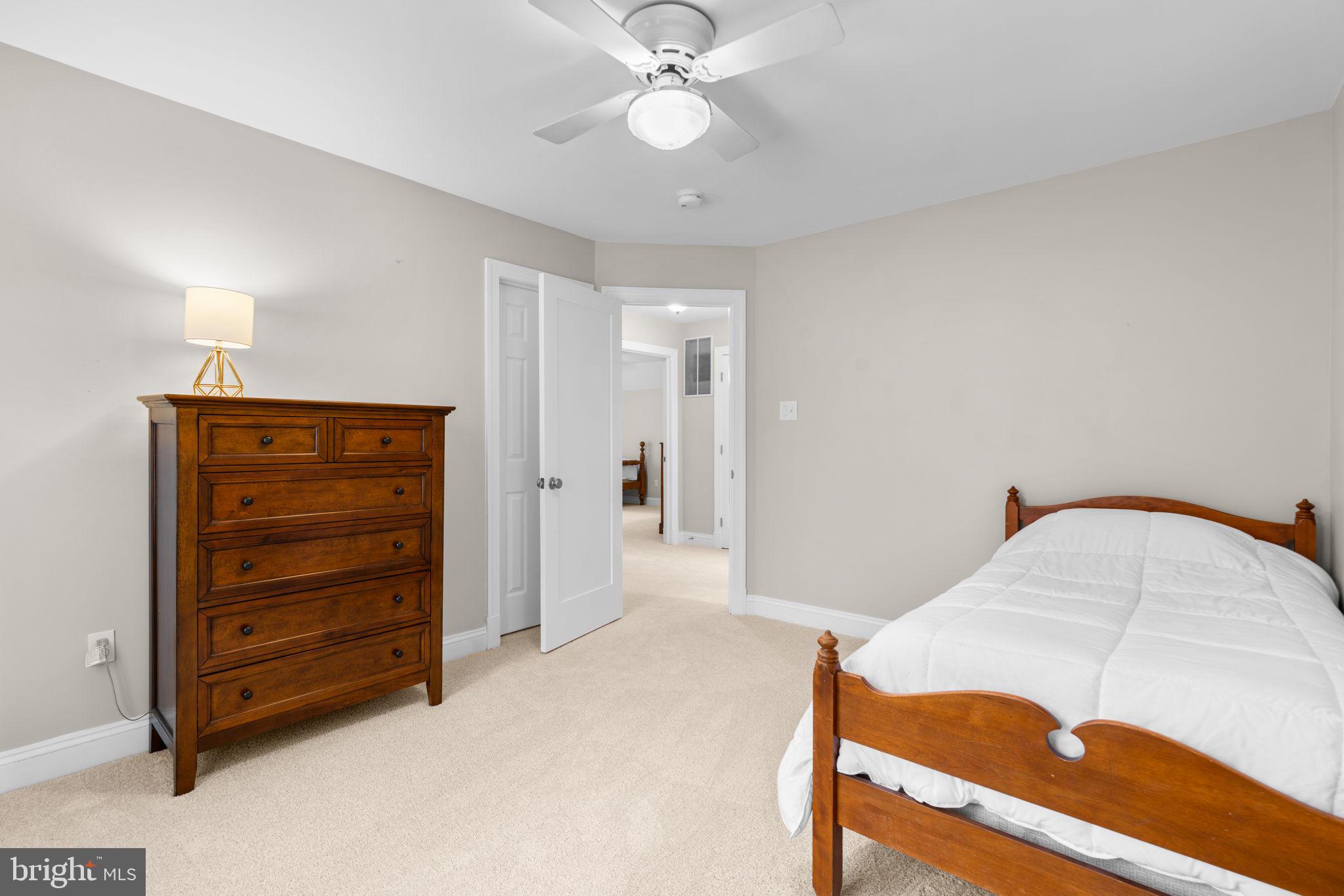 VILLAGE OF RIVER HILL - Residential