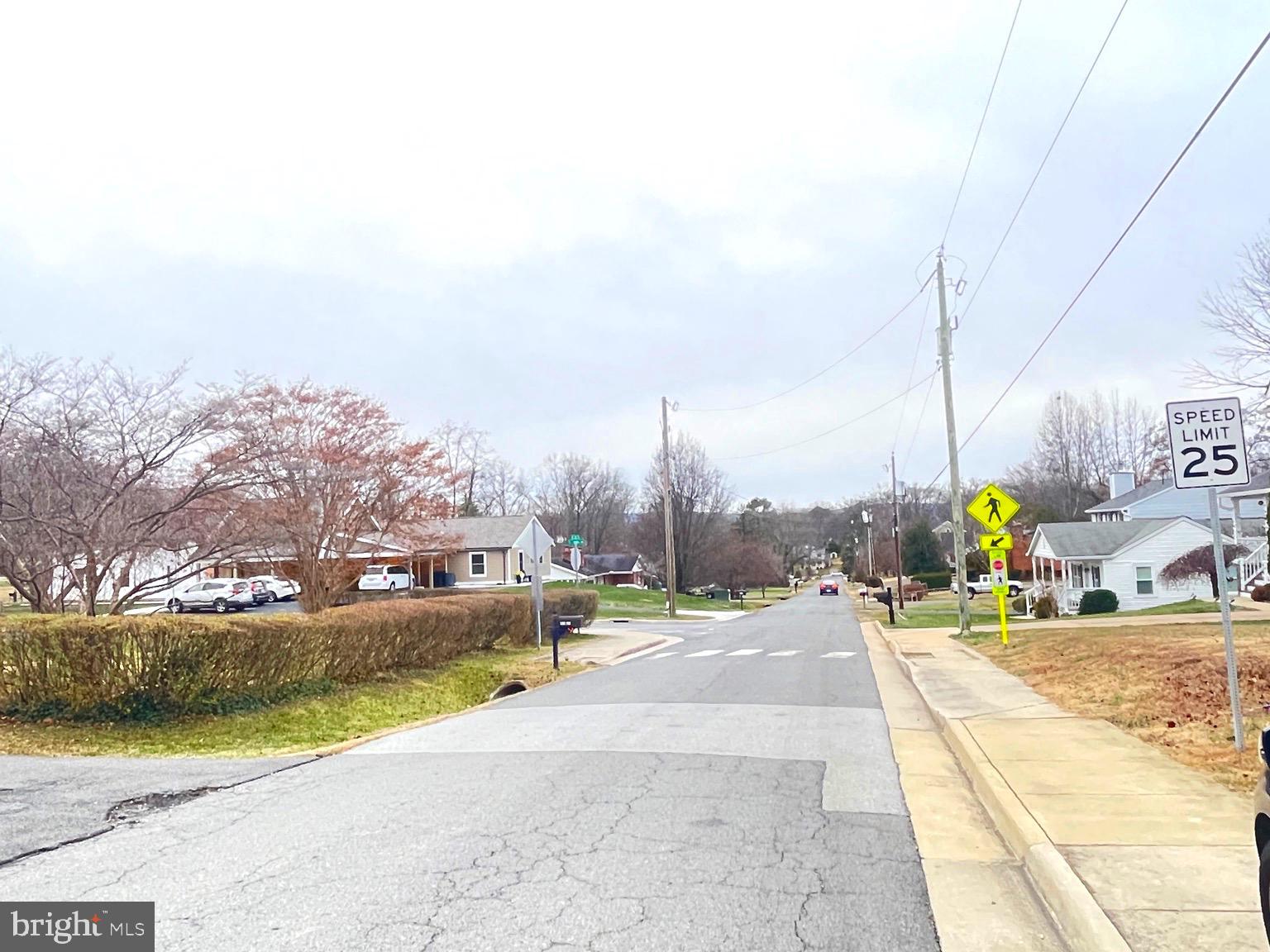 425 - 431 E E STREET