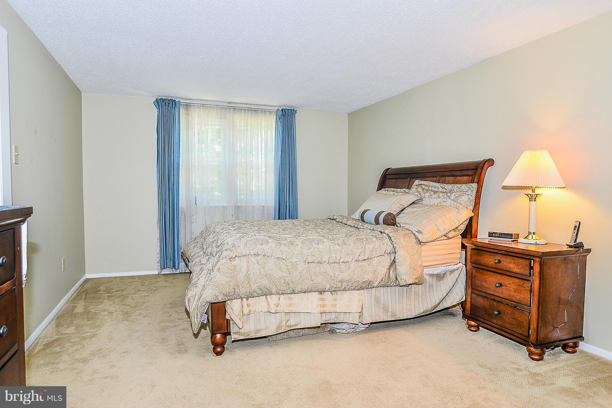 BURKE CENTRE - Residential