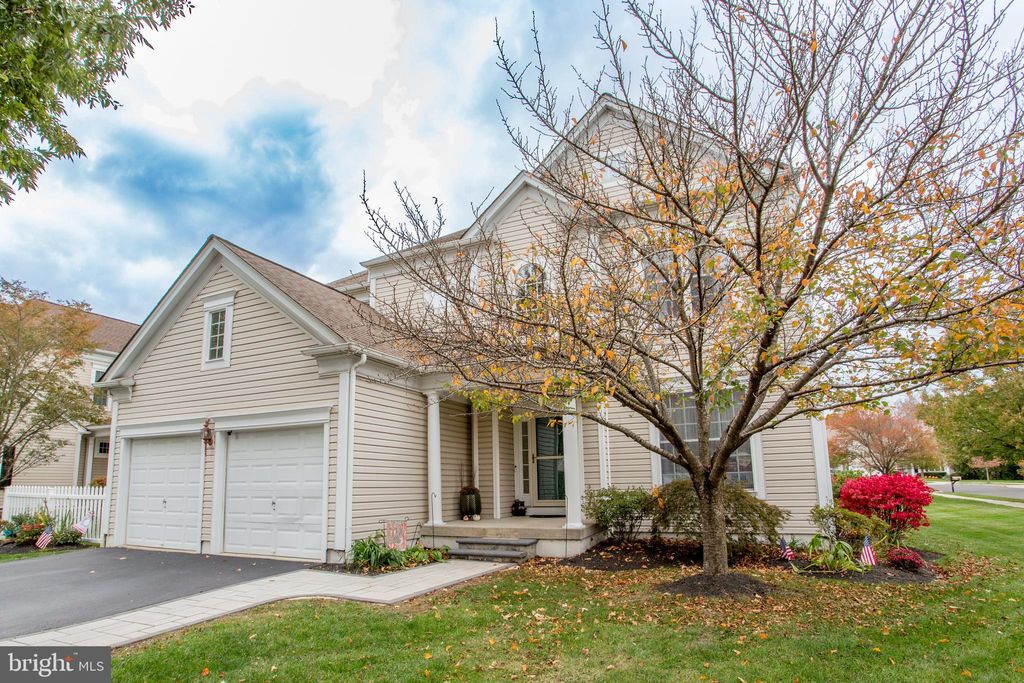 Photo of 354 E Armstrong Drive, FOUNTAINVILLE, PA 18923 (MLS # PABU2107734)
