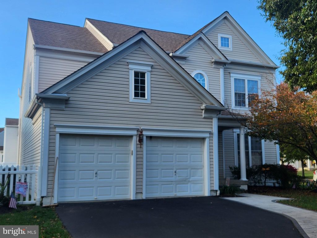 Photo of 354 E Armstrong Drive, FOUNTAINVILLE, PA 18923 (MLS # PABU2107734)