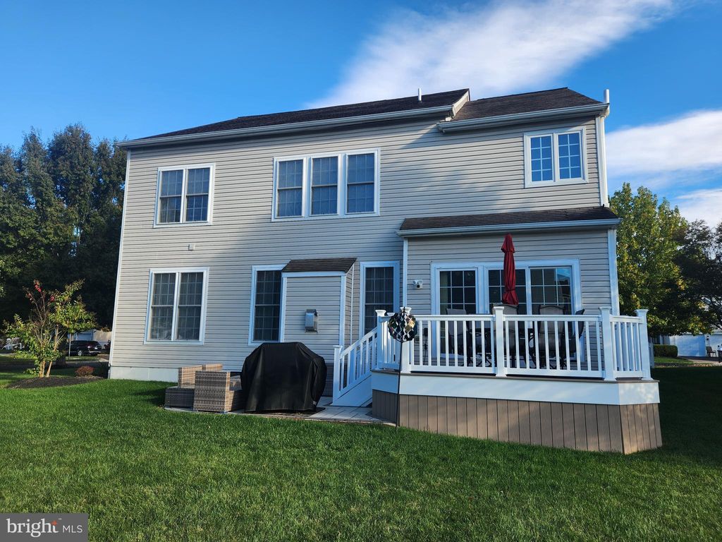 Photo of 354 E Armstrong Drive, FOUNTAINVILLE, PA 18923 (MLS # PABU2107734)