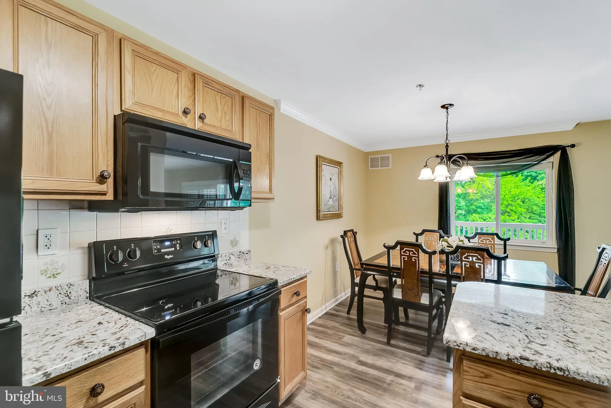 Paoli, Pennsylvania 19301, United States, 2 Bedrooms Bedrooms, ,2 BathroomsBathrooms,Residential,Active,129638