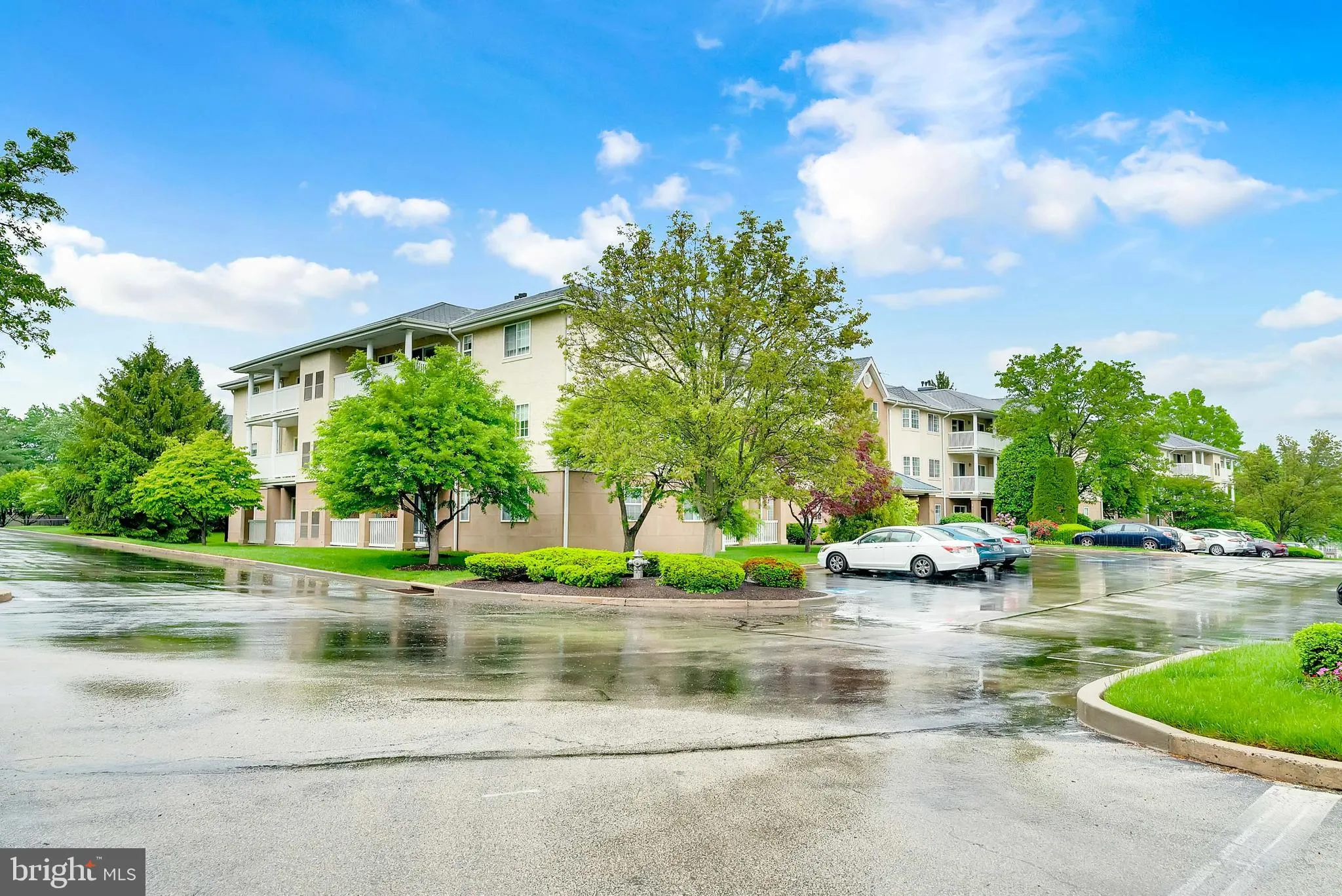 Paoli, Pennsylvania 19301, United States, 2 Bedrooms Bedrooms, ,2 BathroomsBathrooms,Residential,Active,129638