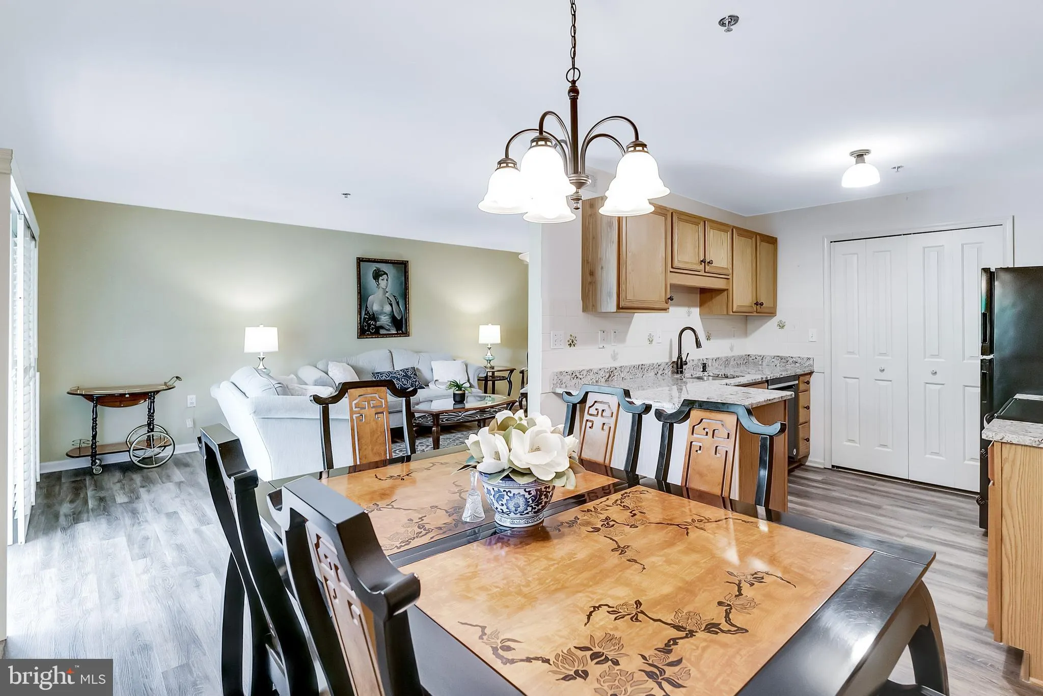 Paoli, Pennsylvania 19301, United States, 2 Bedrooms Bedrooms, ,2 BathroomsBathrooms,Residential,Active,129638