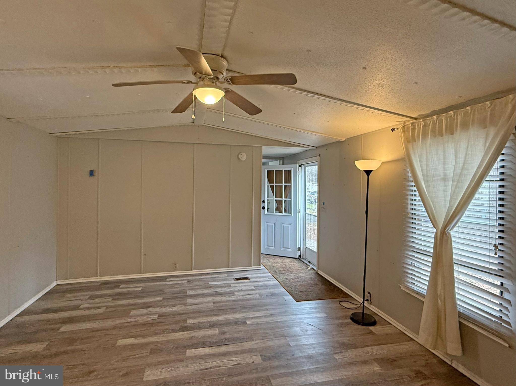 34024 ALYSSUM CIRCLE 2 (158)