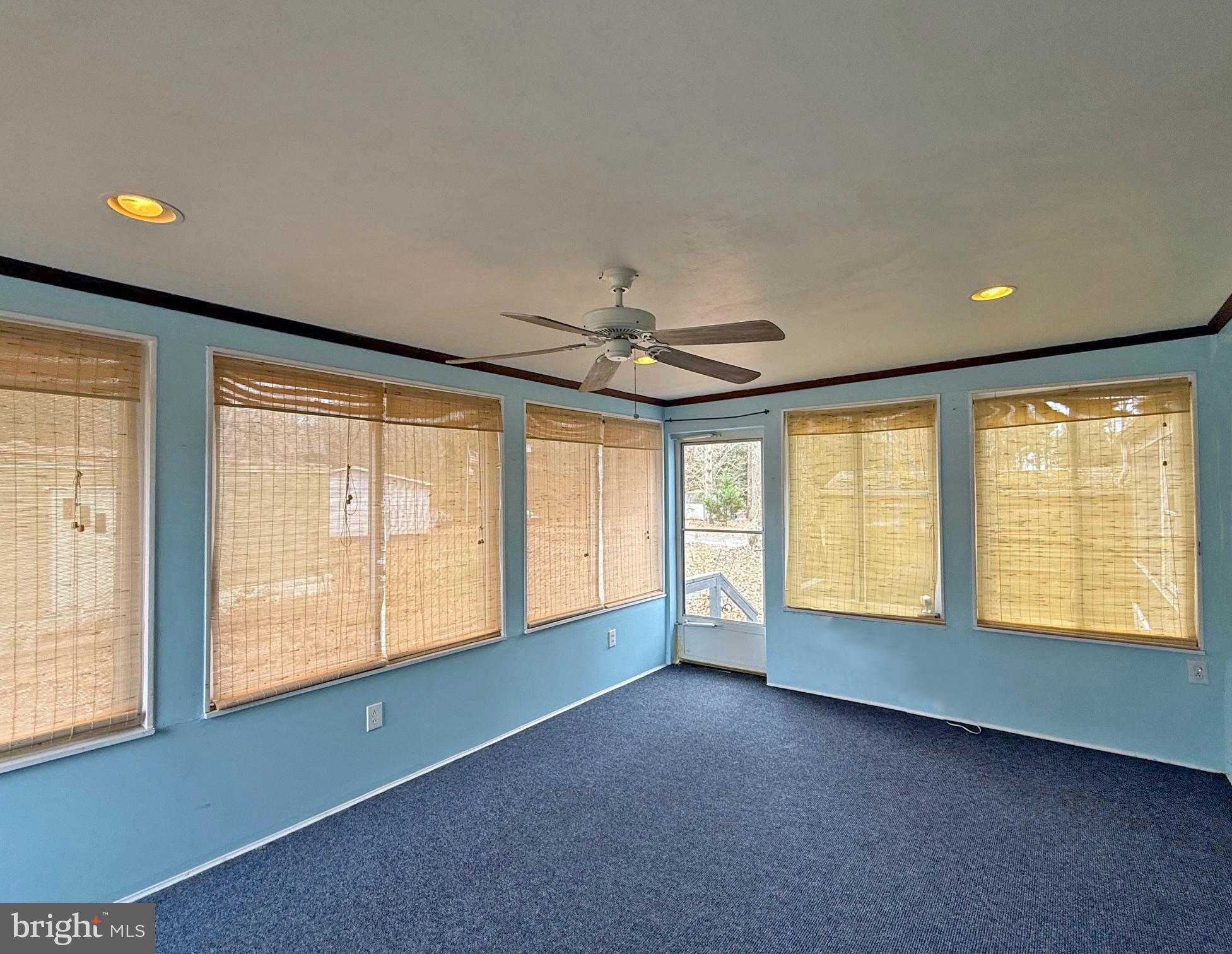 LOVE CREEK PARK - Residential