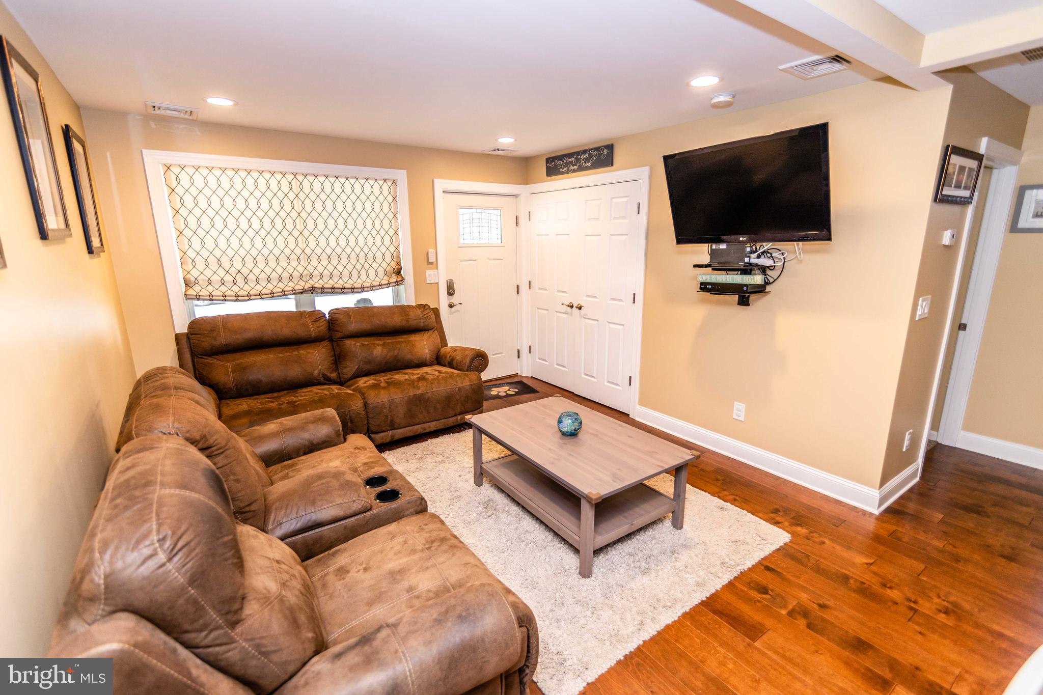 RIDLEY PARK - Residential