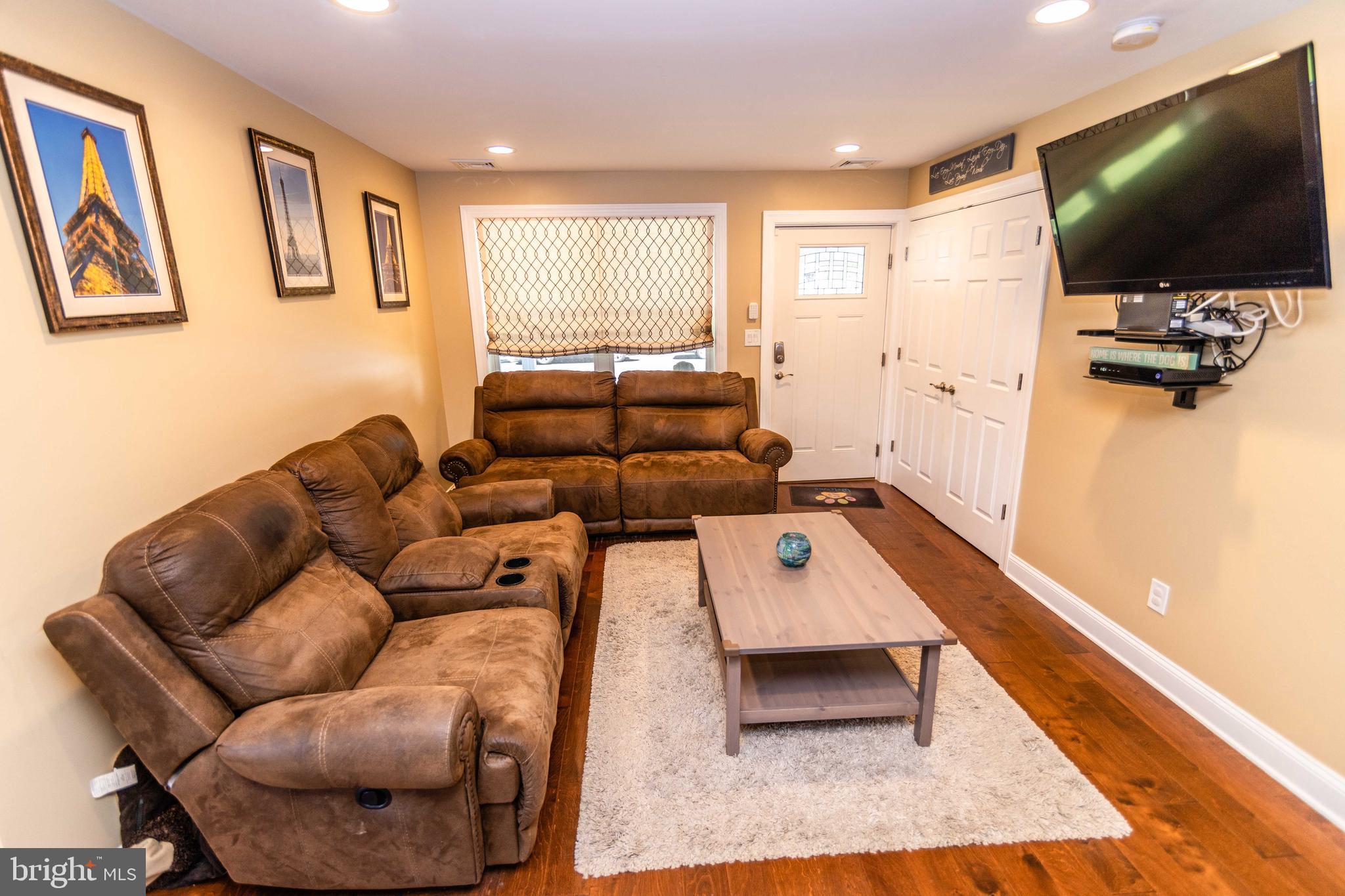 RIDLEY PARK - Residential