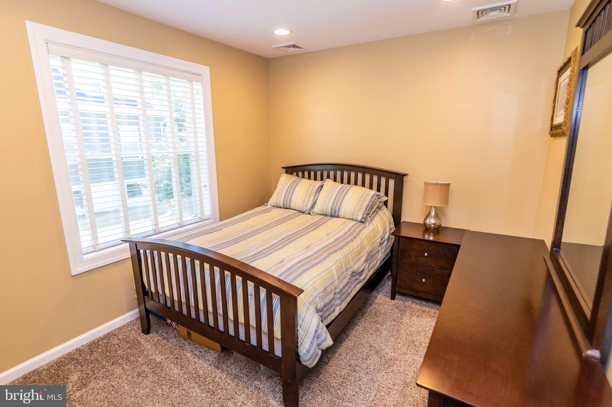 RIDLEY PARK - Residential