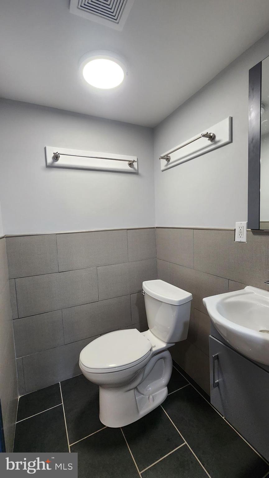 WEST PASSYUNK - Residential Lease