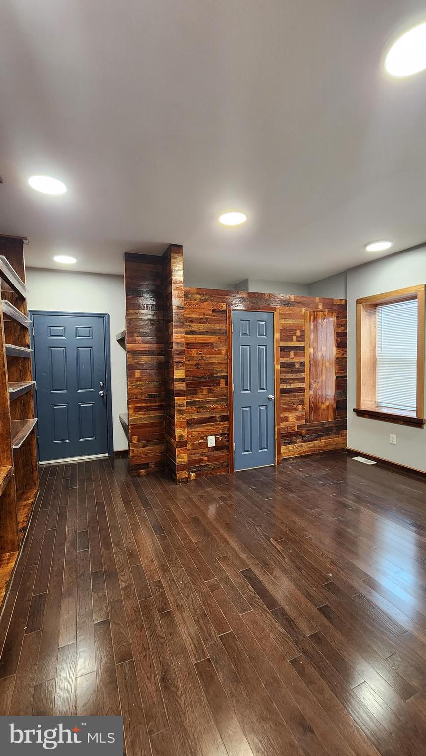 WEST PASSYUNK - Residential Lease