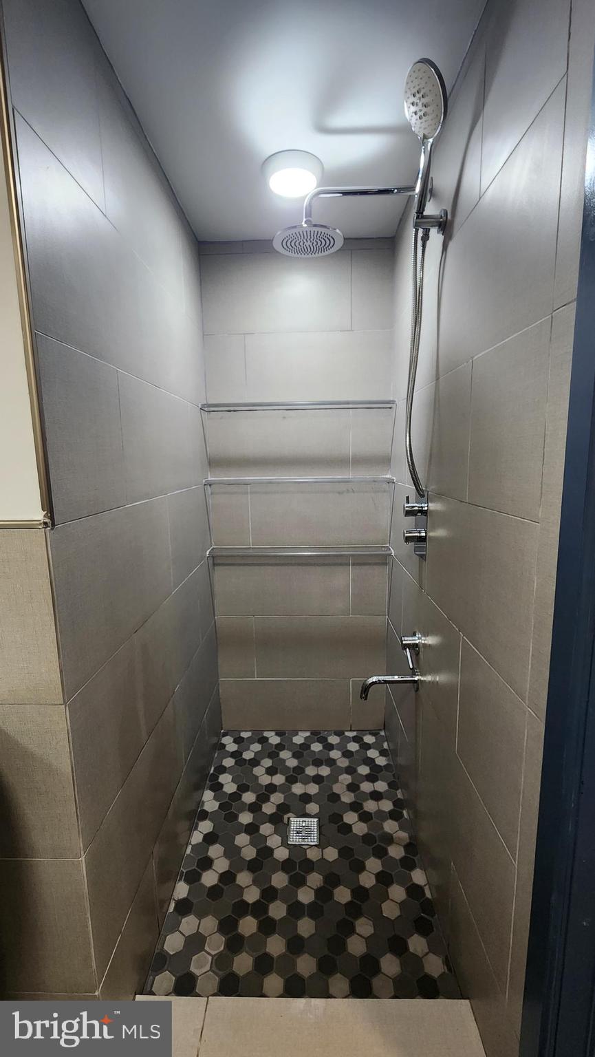 WEST PASSYUNK - Residential Lease