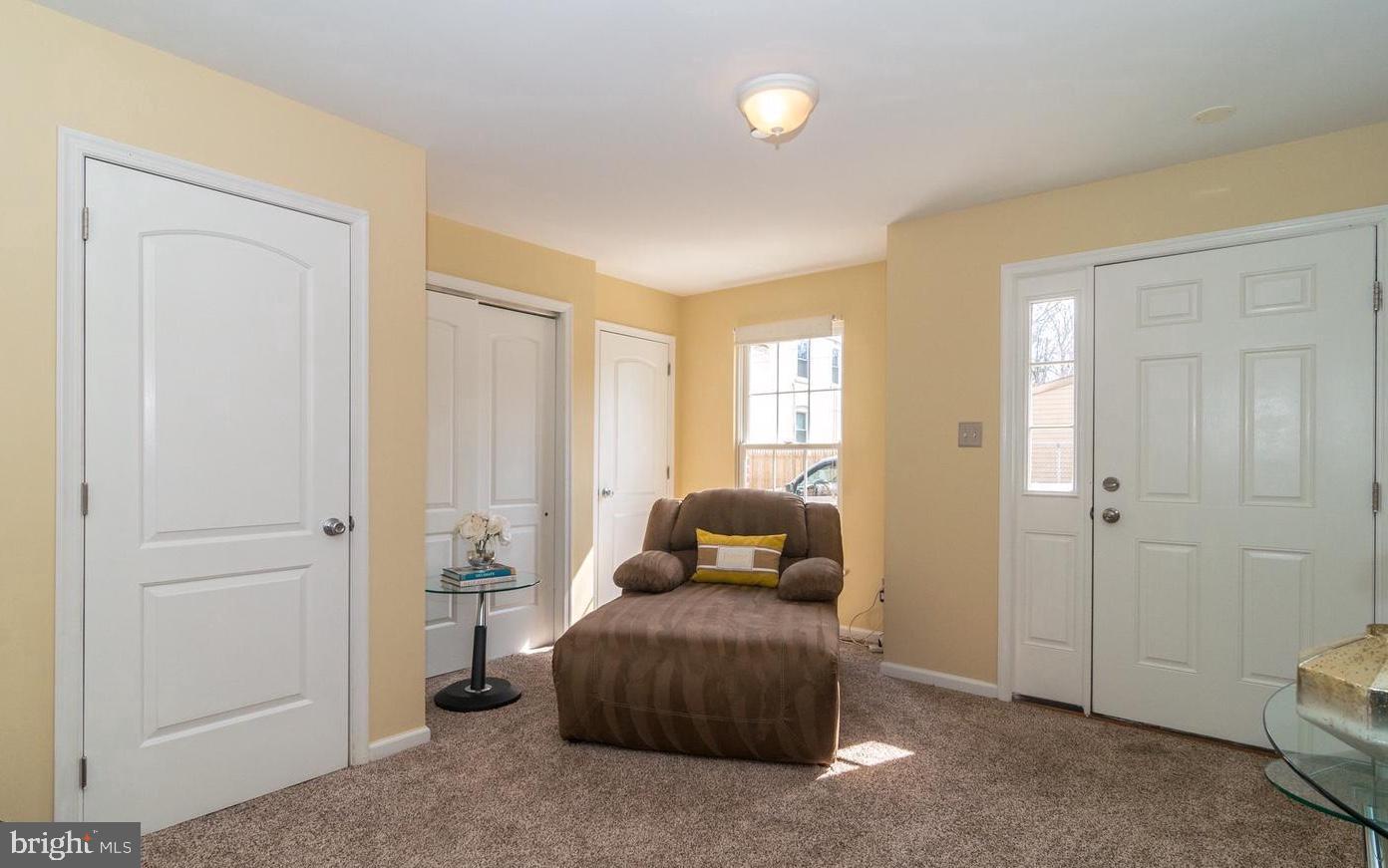 ROXBOROUGH - Residential Lease