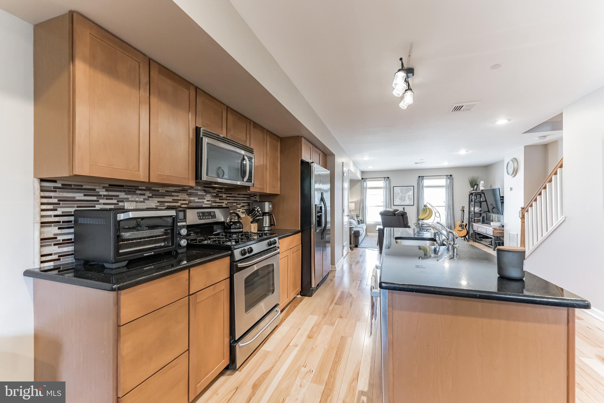 ROXBOROUGH - Residential Lease