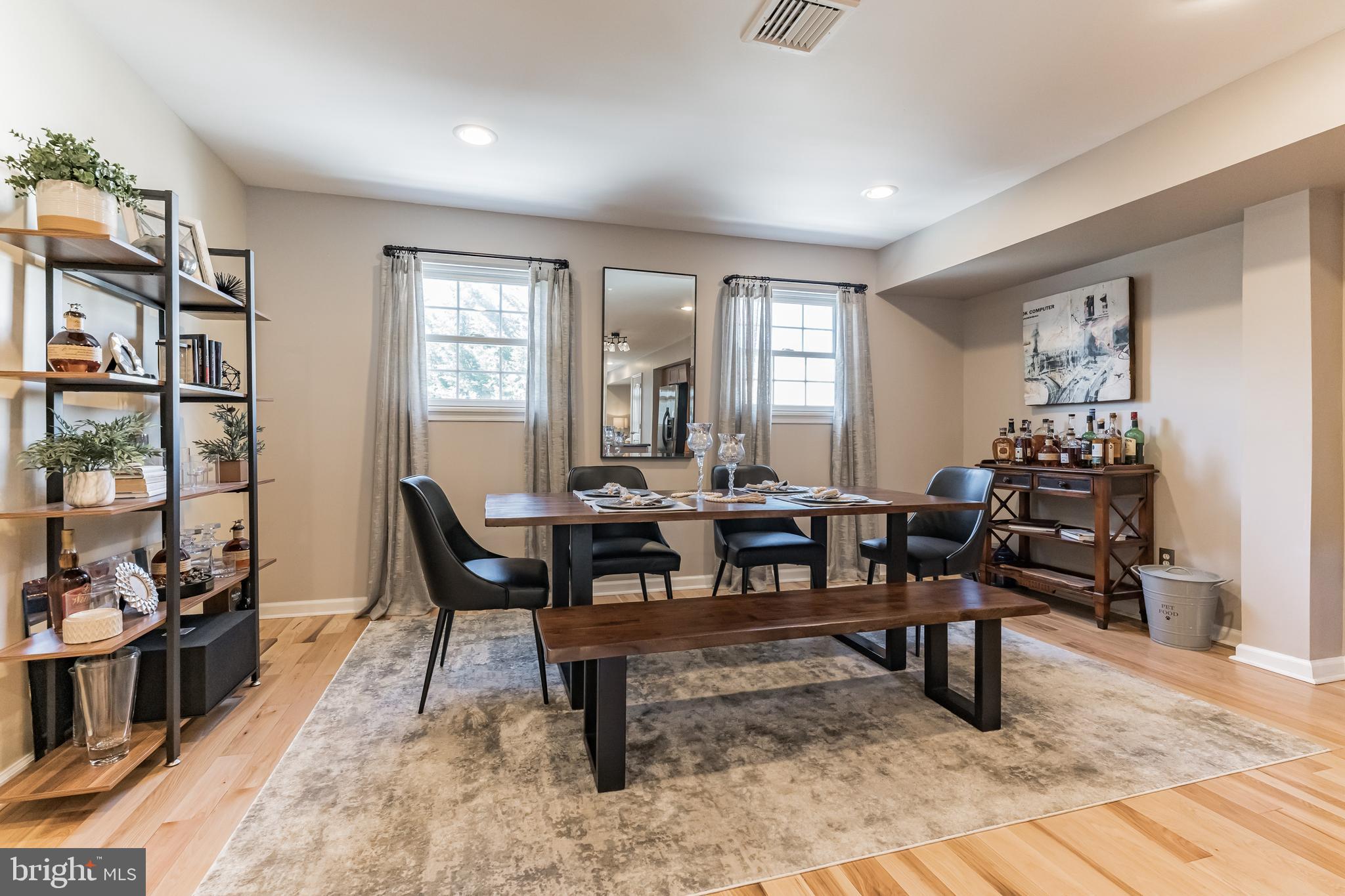 ROXBOROUGH - Residential Lease