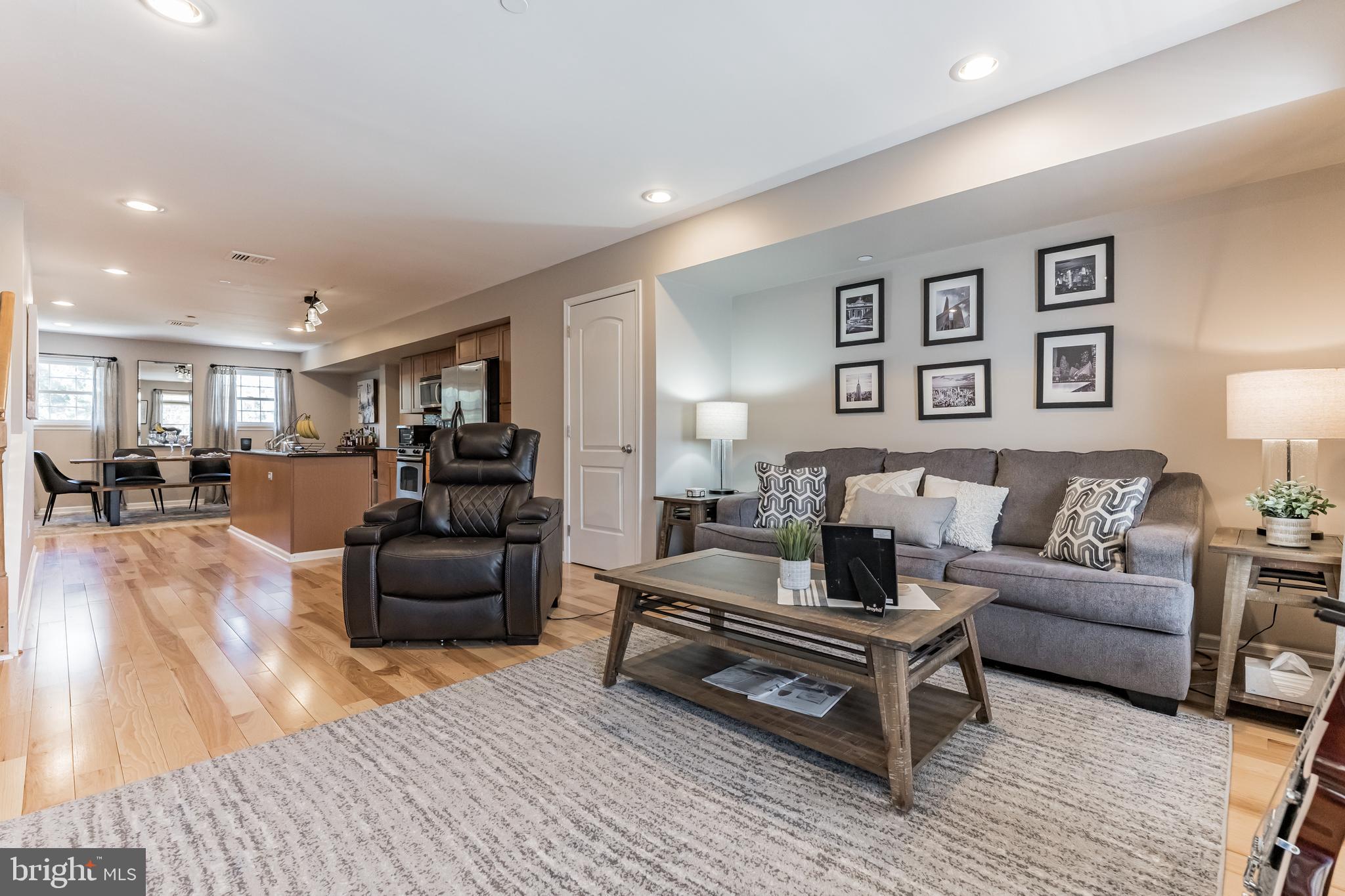 ROXBOROUGH - Residential Lease