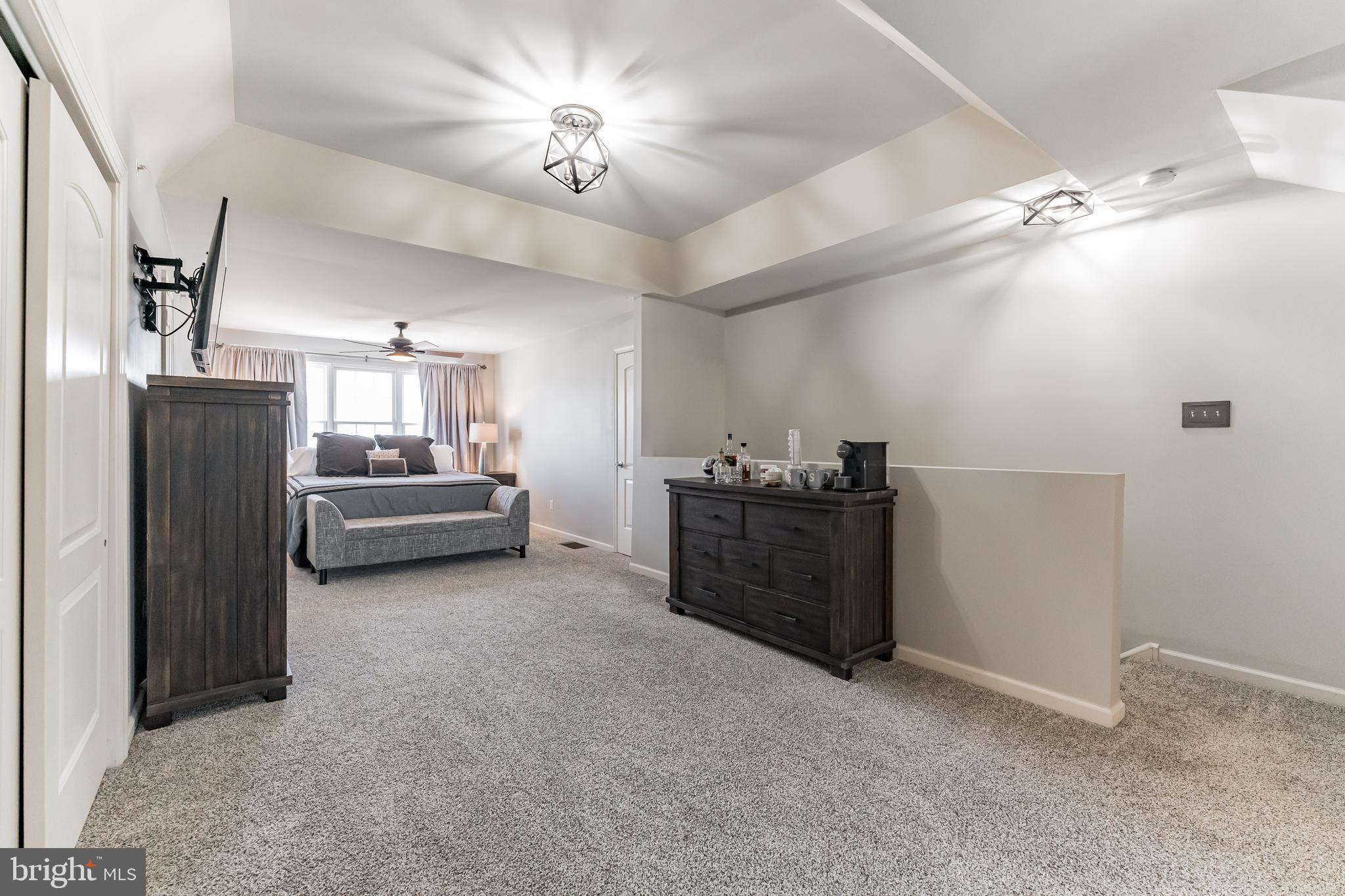 ROXBOROUGH - Residential Lease