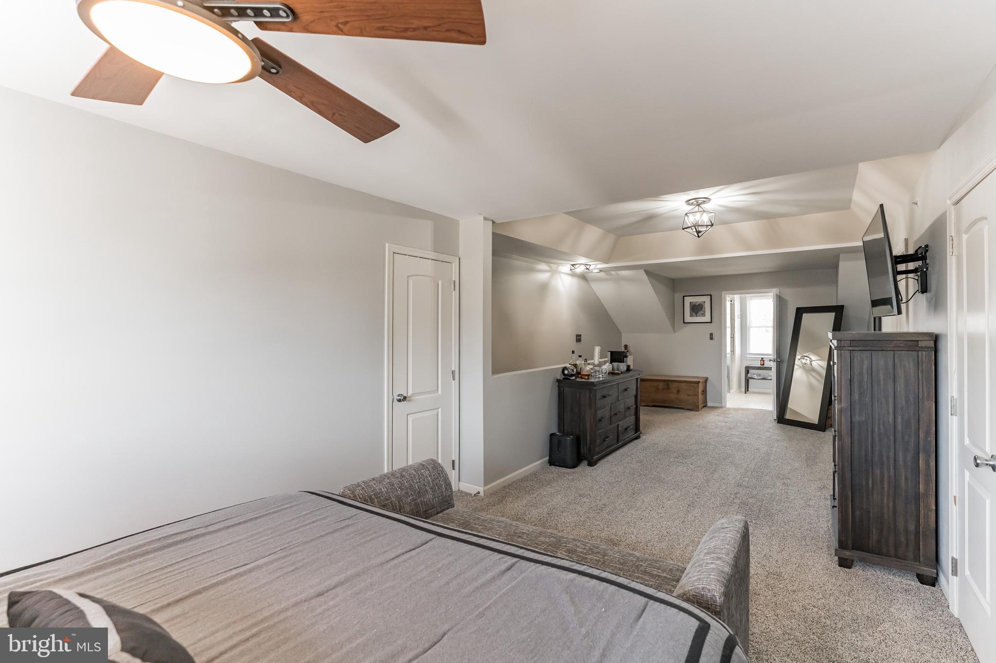 ROXBOROUGH - Residential Lease