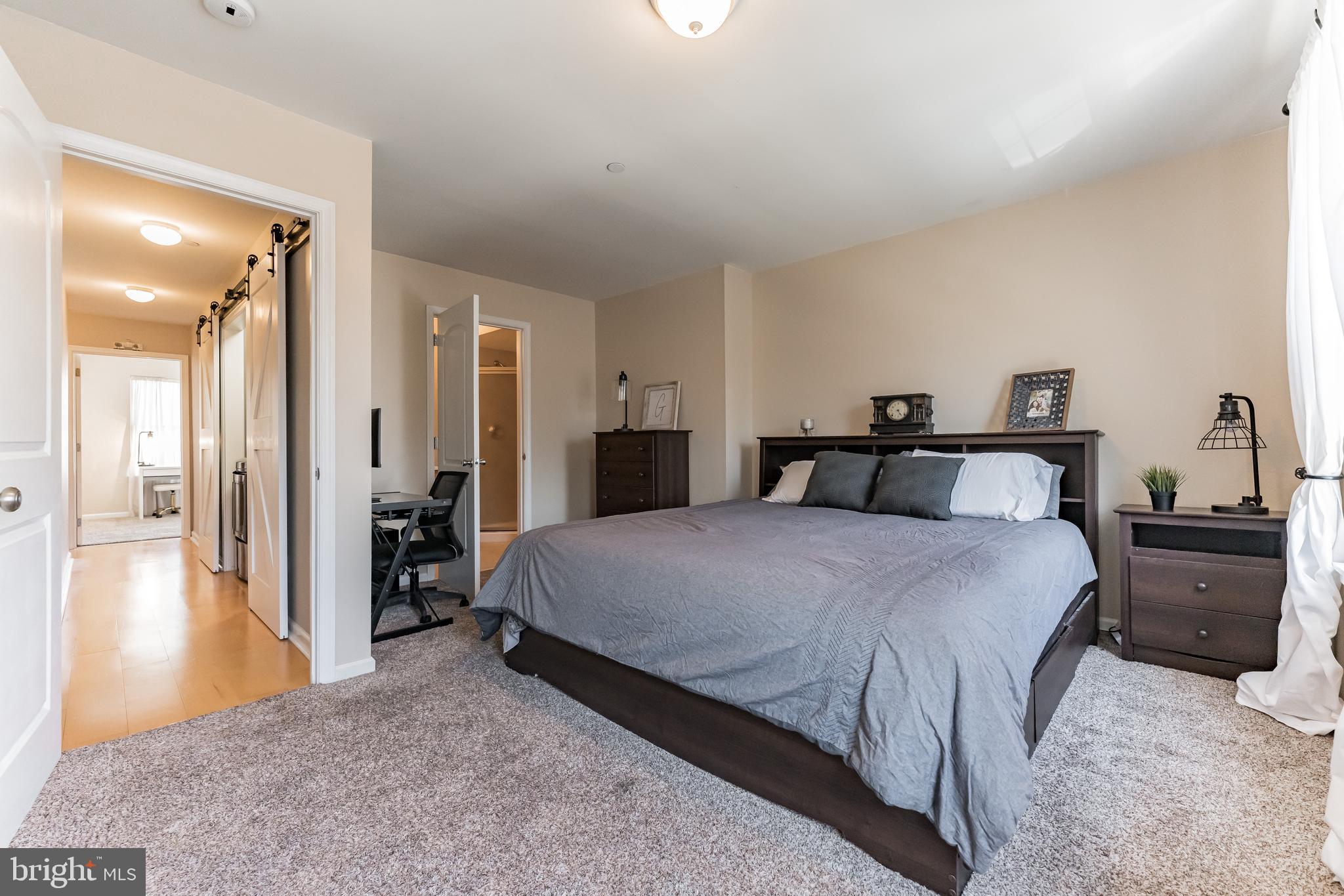 ROXBOROUGH - Residential Lease