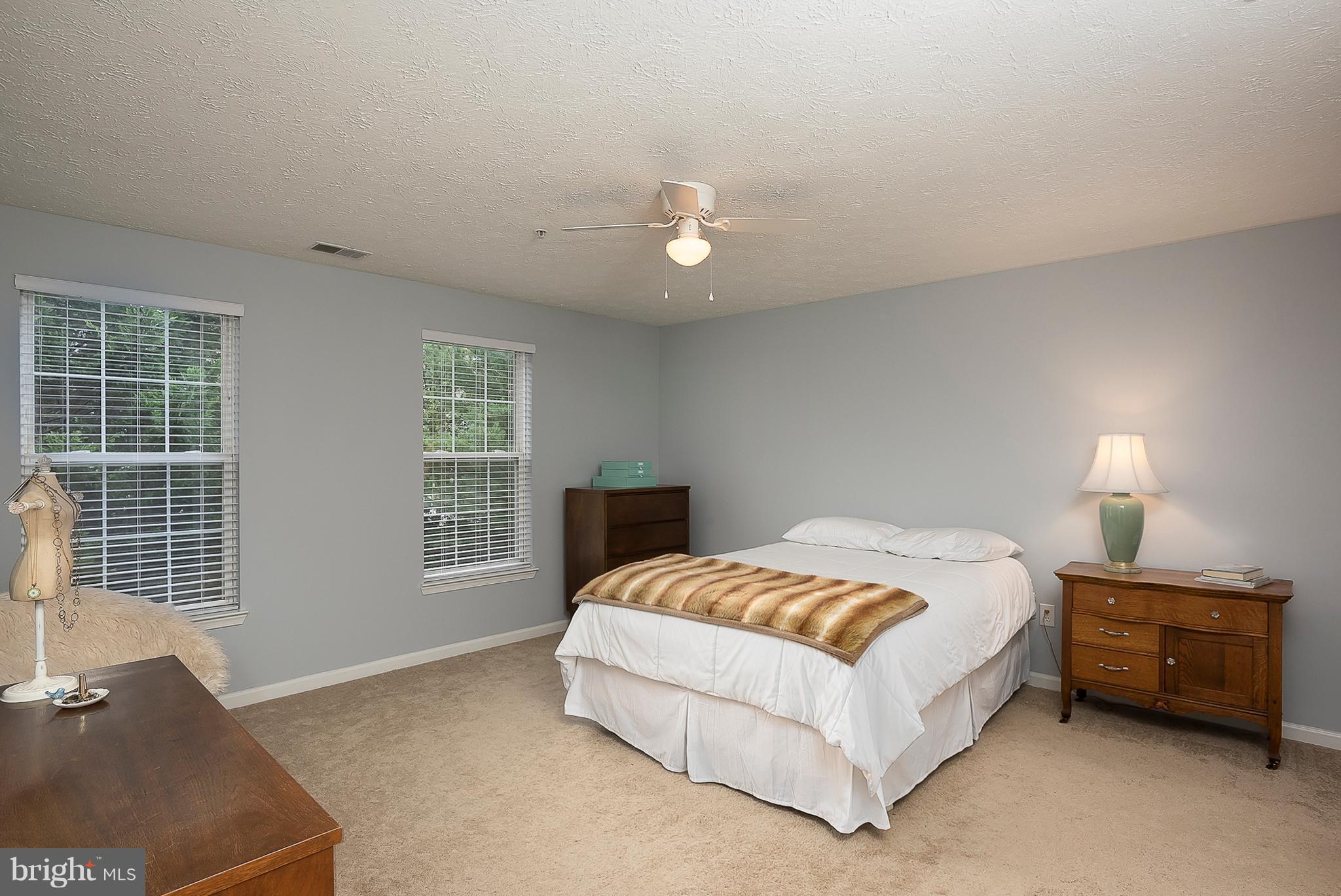 PINEY ORCHARD - Residential