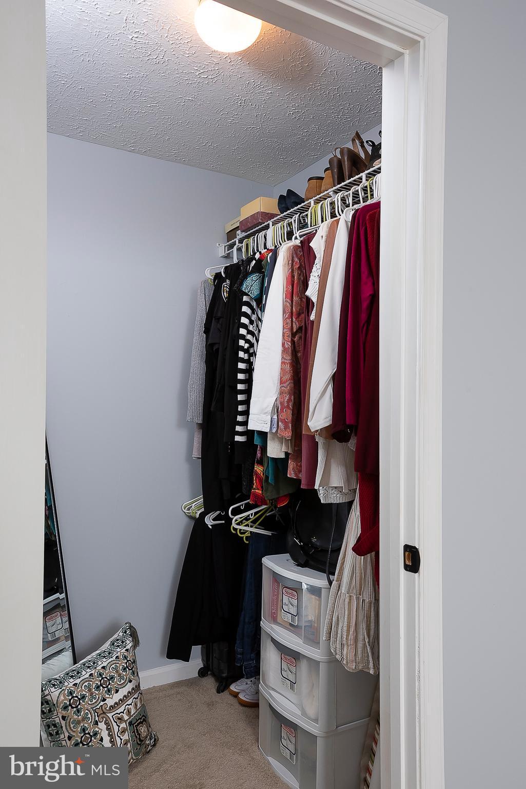 PINEY ORCHARD - Residential