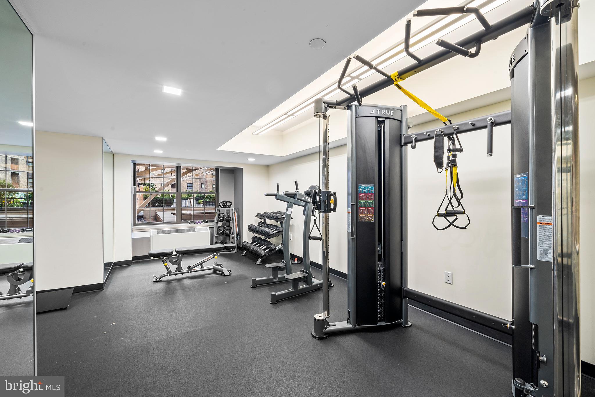 RITTENHOUSE SQUARE - Residential Lease