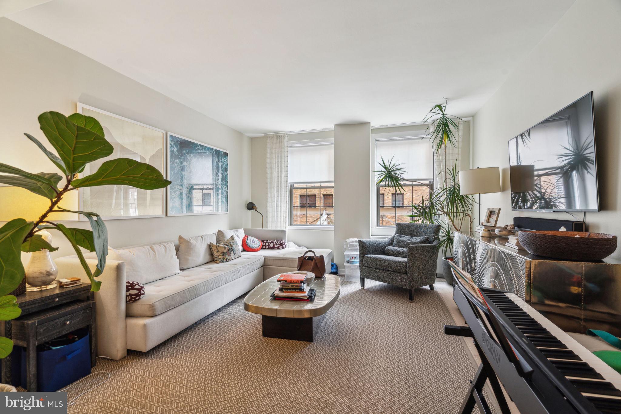 RITTENHOUSE SQUARE - Residential Lease