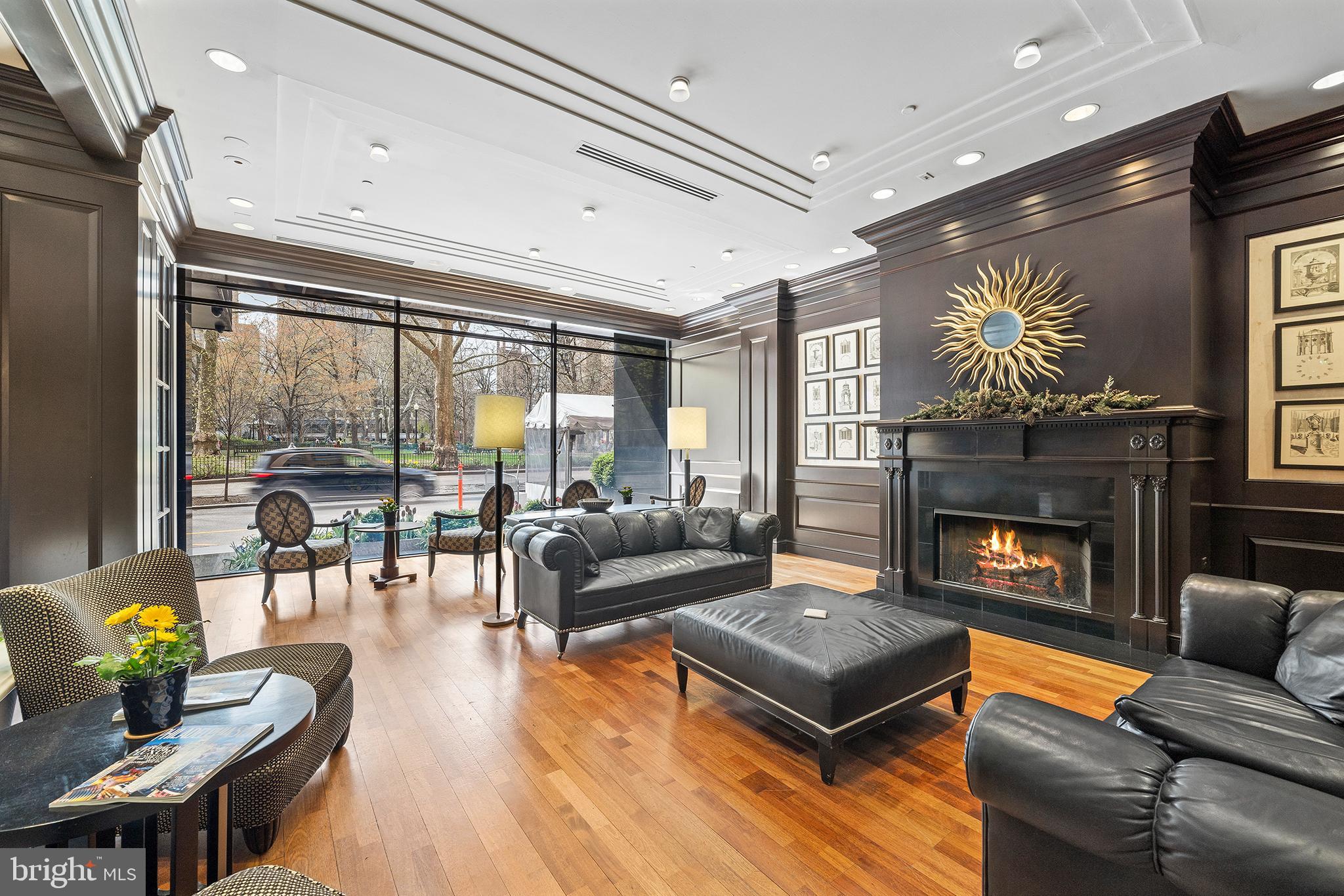 RITTENHOUSE SQUARE - Residential Lease