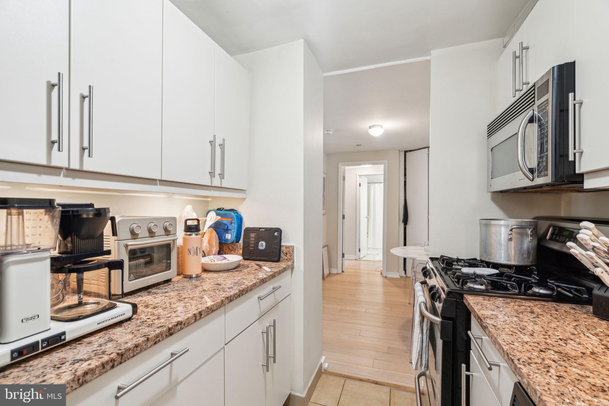 RITTENHOUSE SQUARE - Residential Lease