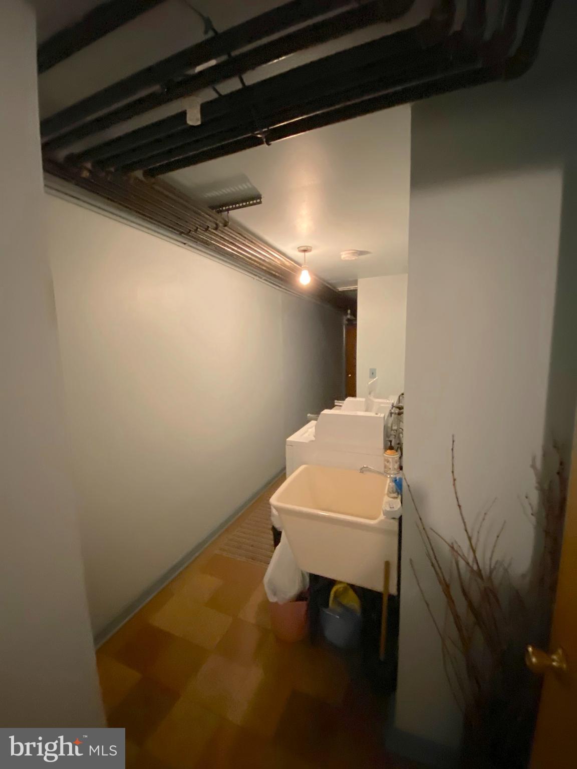 CONSHOHOCKEN - Residential Lease